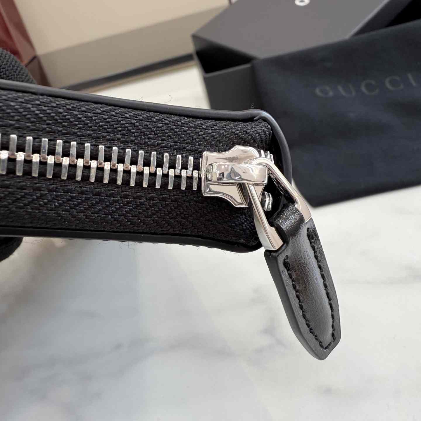 Gucci Zip Around Wallet With Horsebit A006YS - DesignerGu
