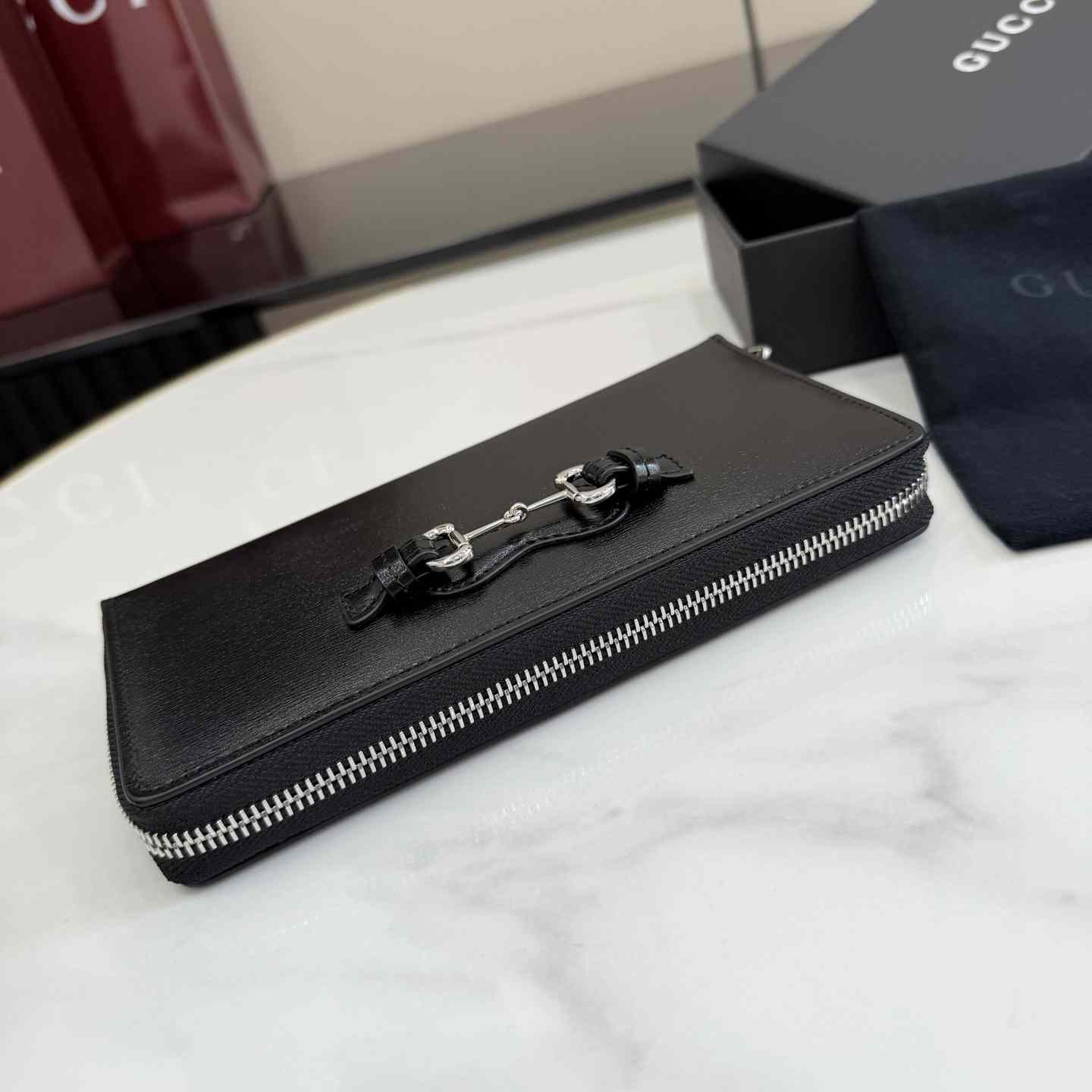 Gucci Zip Around Wallet With Horsebit A006YS - DesignerGu