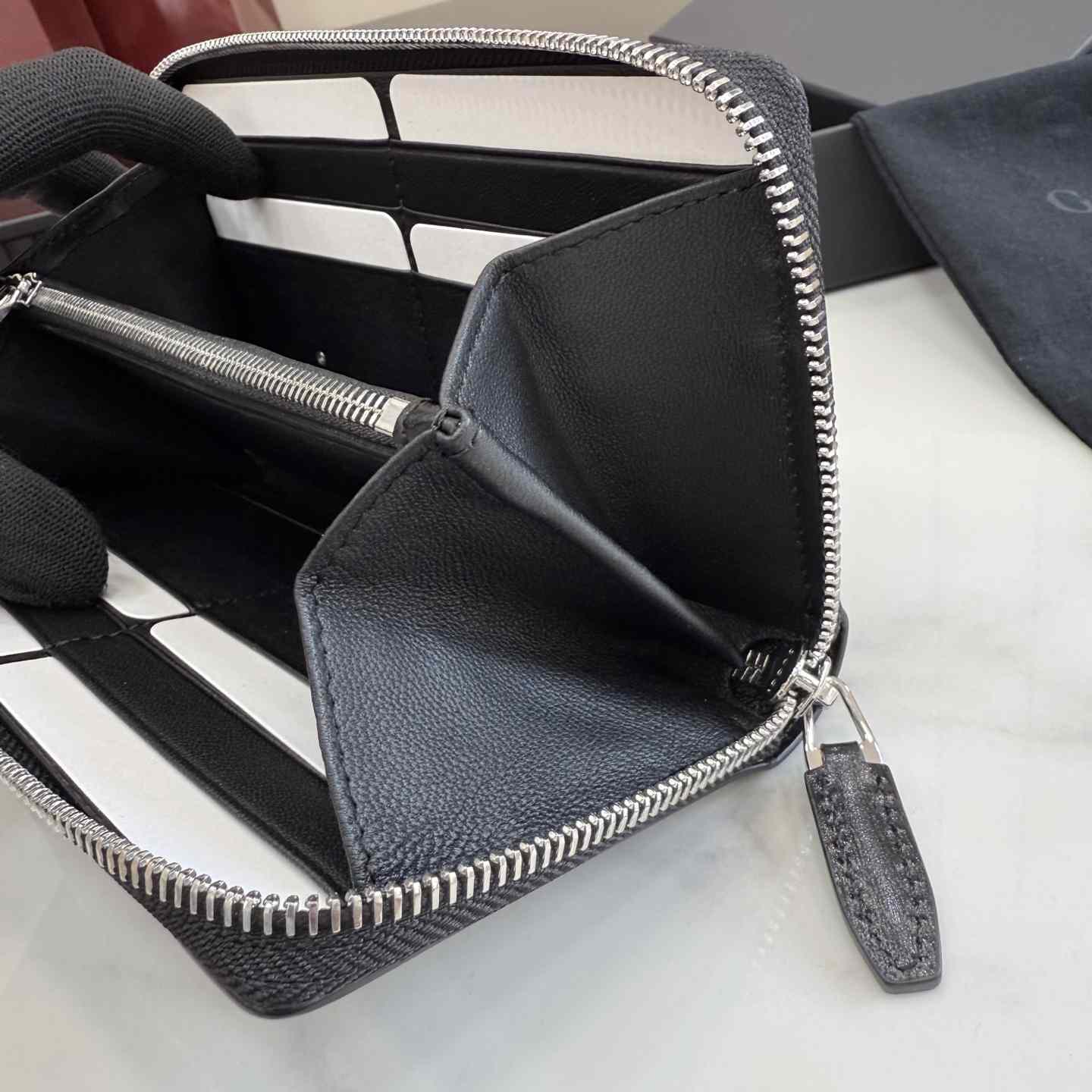 Gucci Zip Around Wallet With Horsebit A006YS - DesignerGu