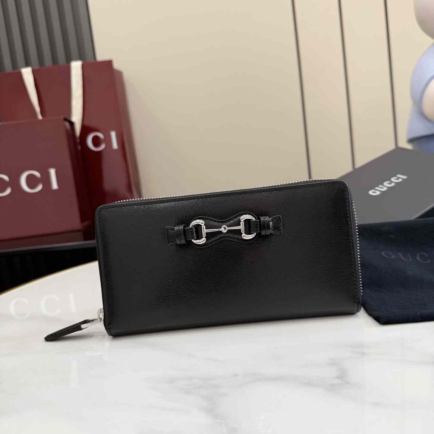 Gucci Zip Around Wallet With Horsebit A006YS - DesignerGu
