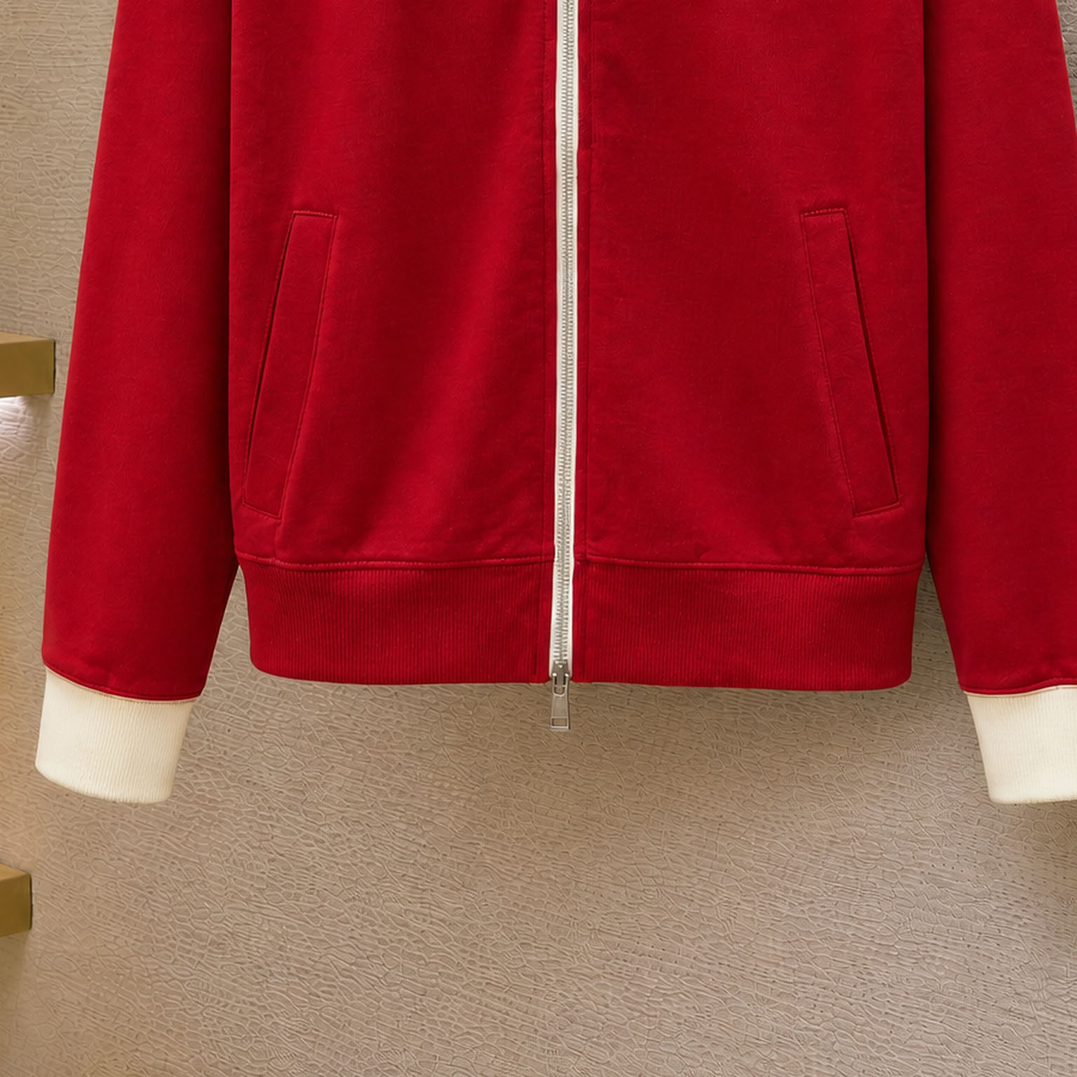 AMI Paris Red Zipped Cotton Sweatshirt With Ami De Coeur - DesignerGu