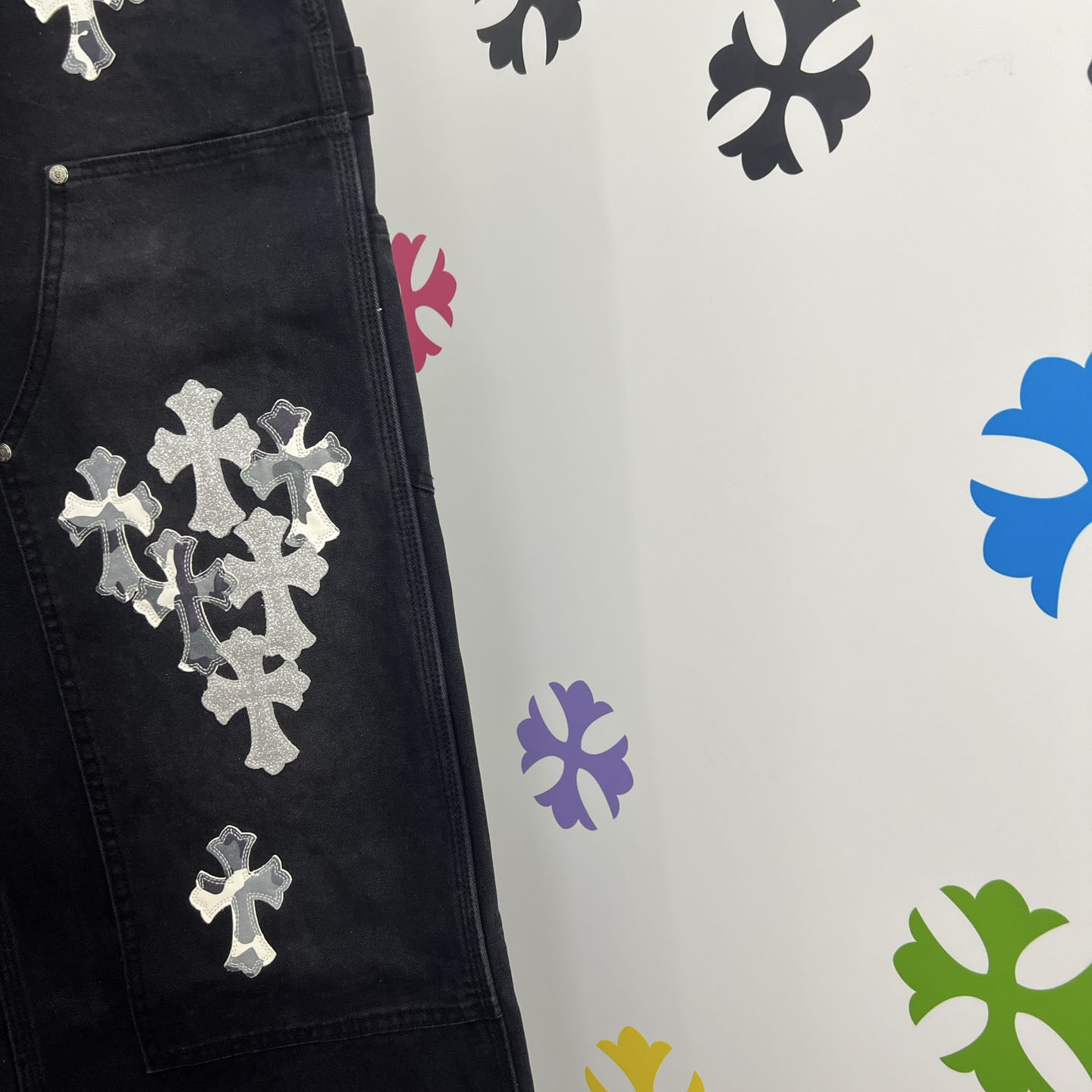 Chrome Hearts  Jeans  - DesignerGu