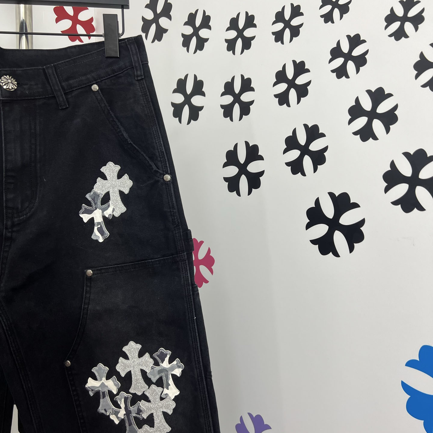Chrome Hearts  Jeans  - DesignerGu