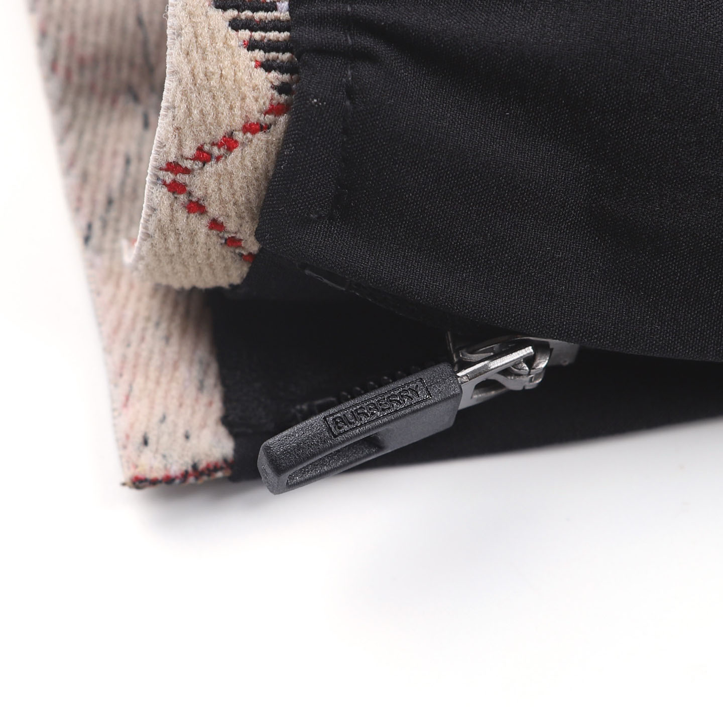 Burberry Stretch Nylon Jogging Pants - DesignerGu
