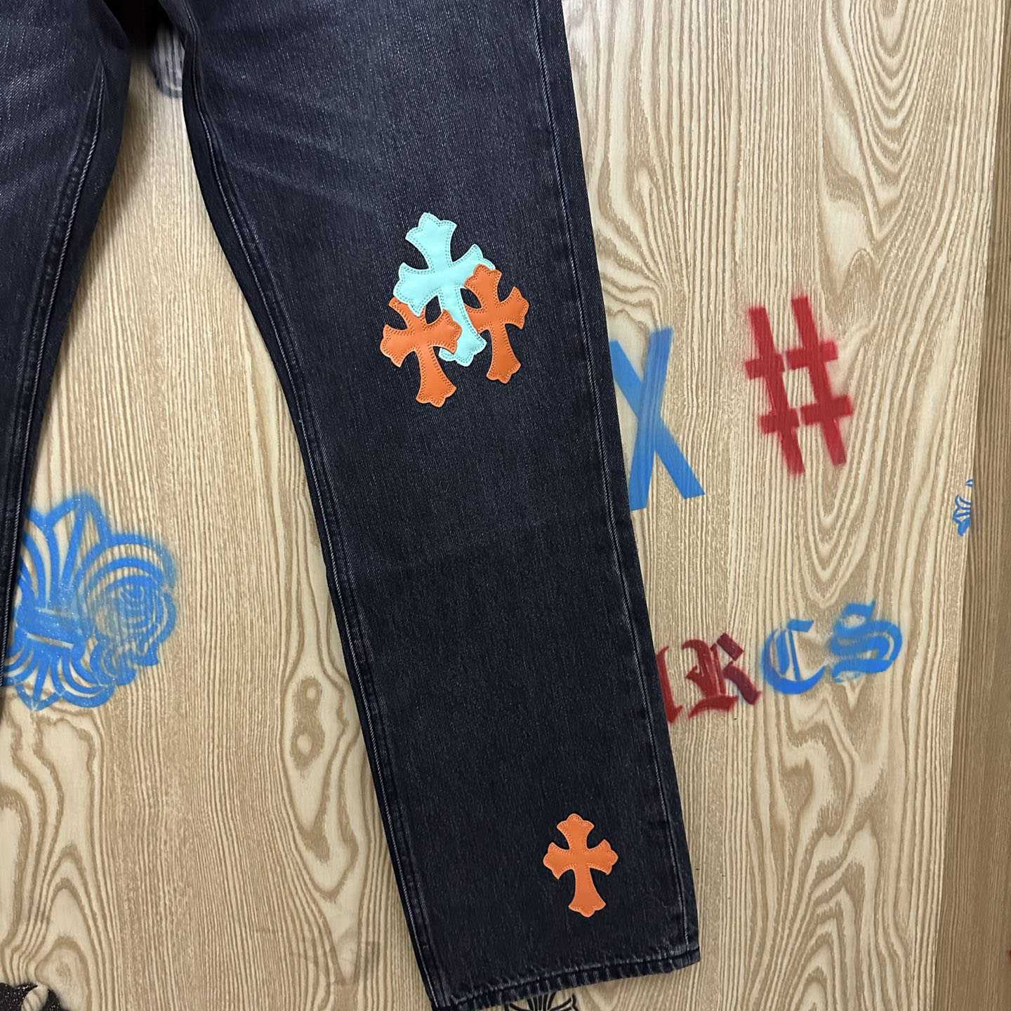 Chrome Hearts  Jeans  - DesignerGu