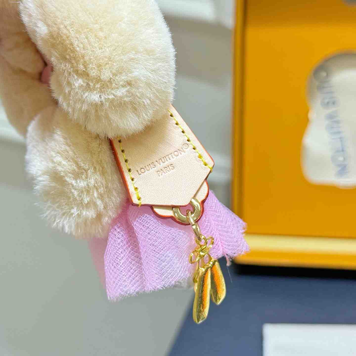 Louis Vuitton Vivienne Fashionista Ballerina Bag Charm M03990 - DesignerGu