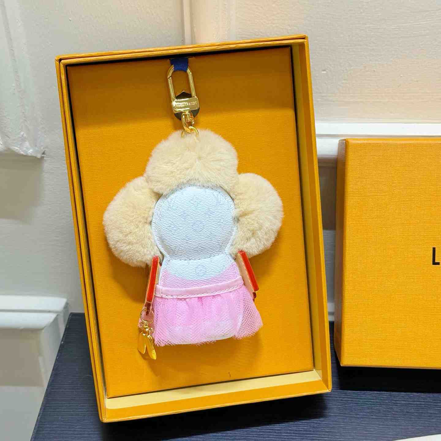 Louis Vuitton Vivienne Fashionista Ballerina Bag Charm M03990 - DesignerGu