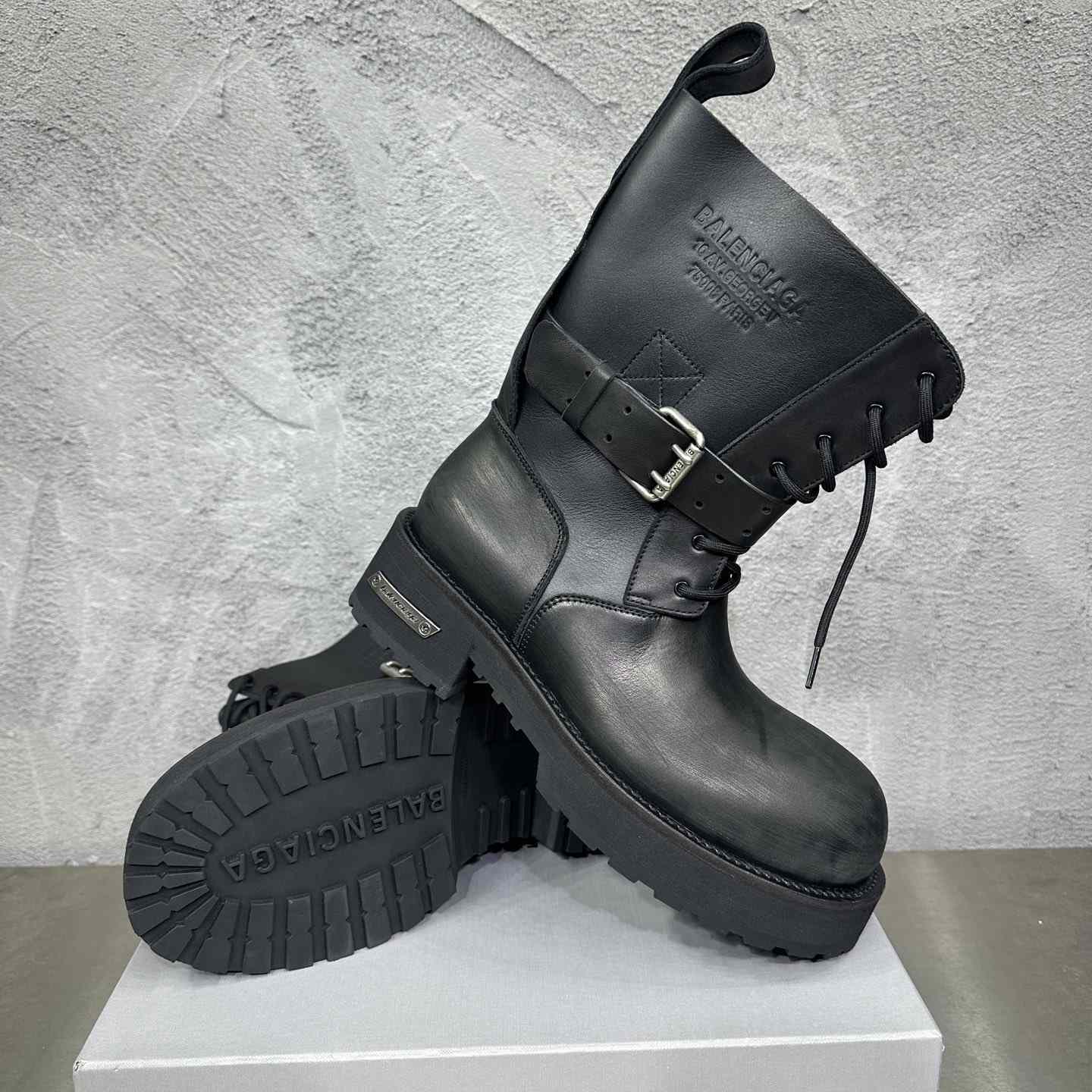 Balenciaga Venom LaceUp Bootie In Black - DesignerGu