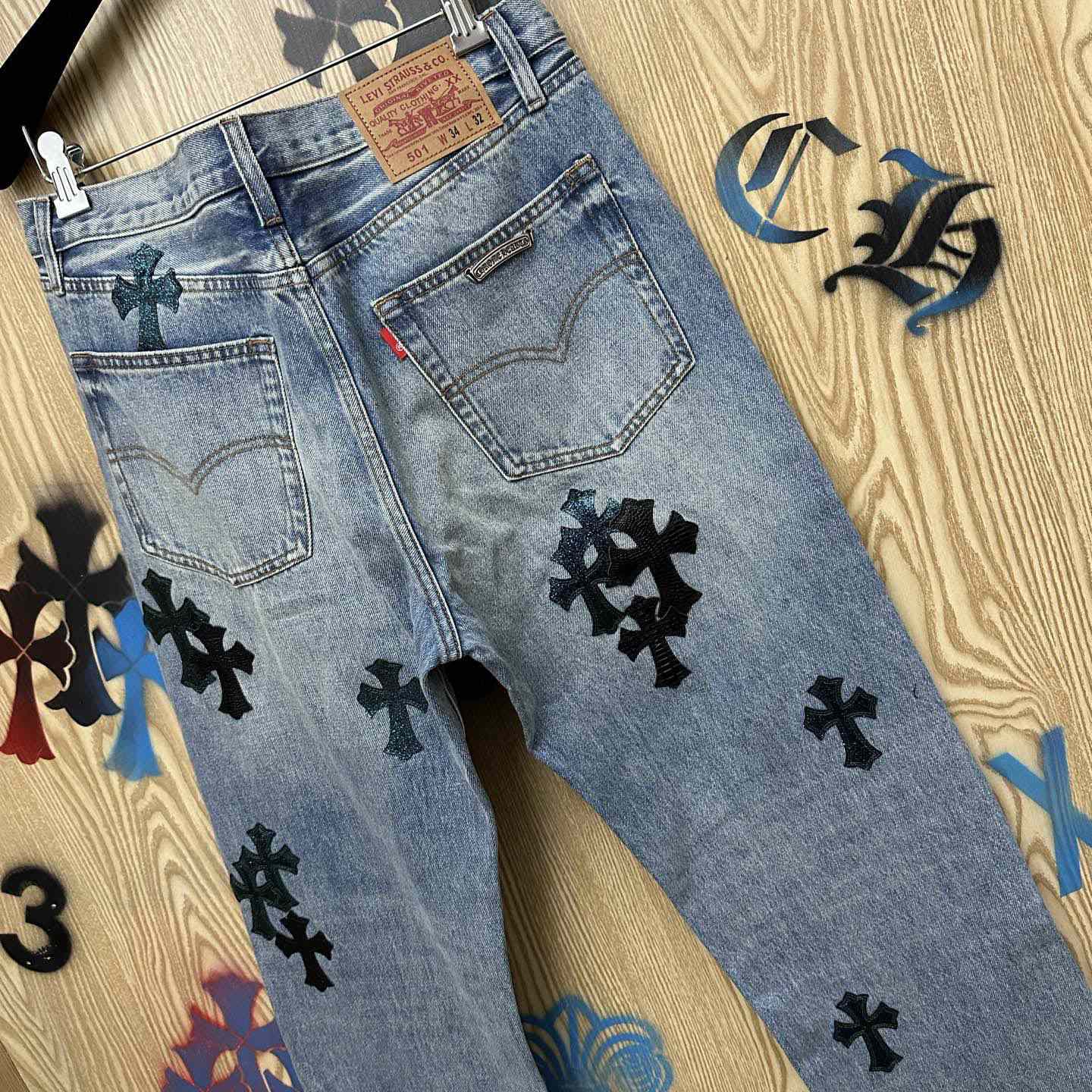 Chrome Hearts  Jeans  - DesignerGu