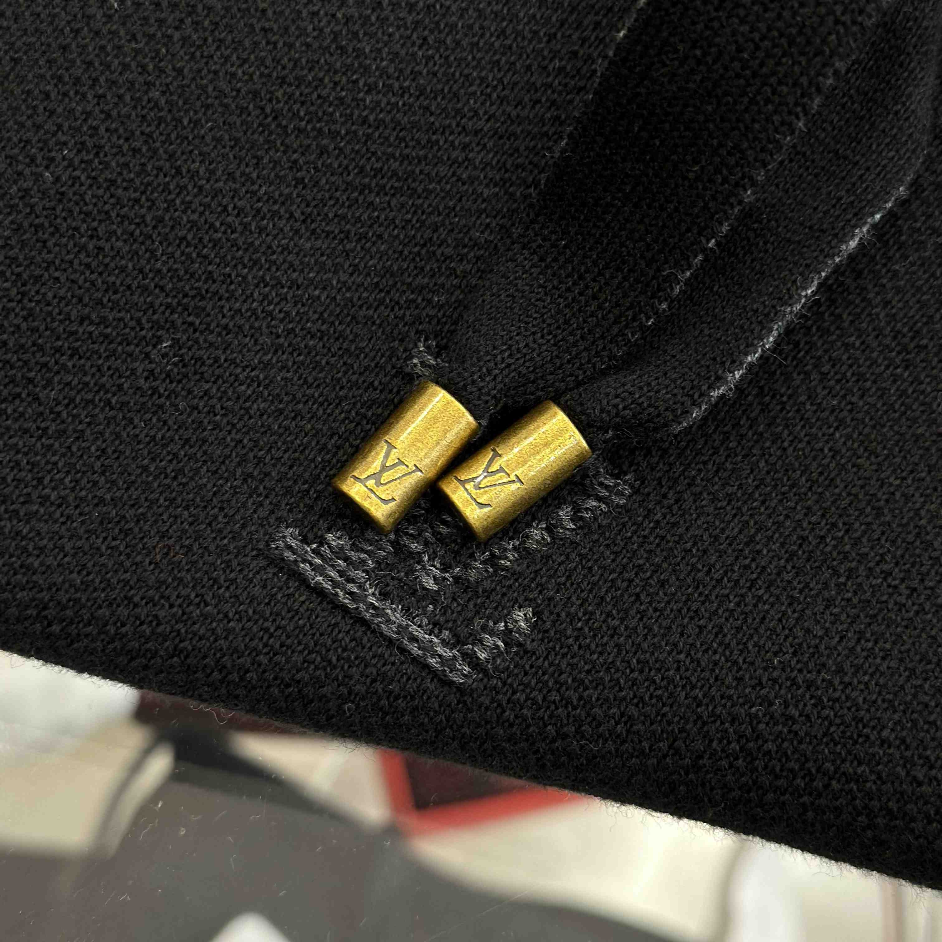 Louis Vuitton Gradient Signature Jacquard Hoodie 1AKRMX - DesignerGu