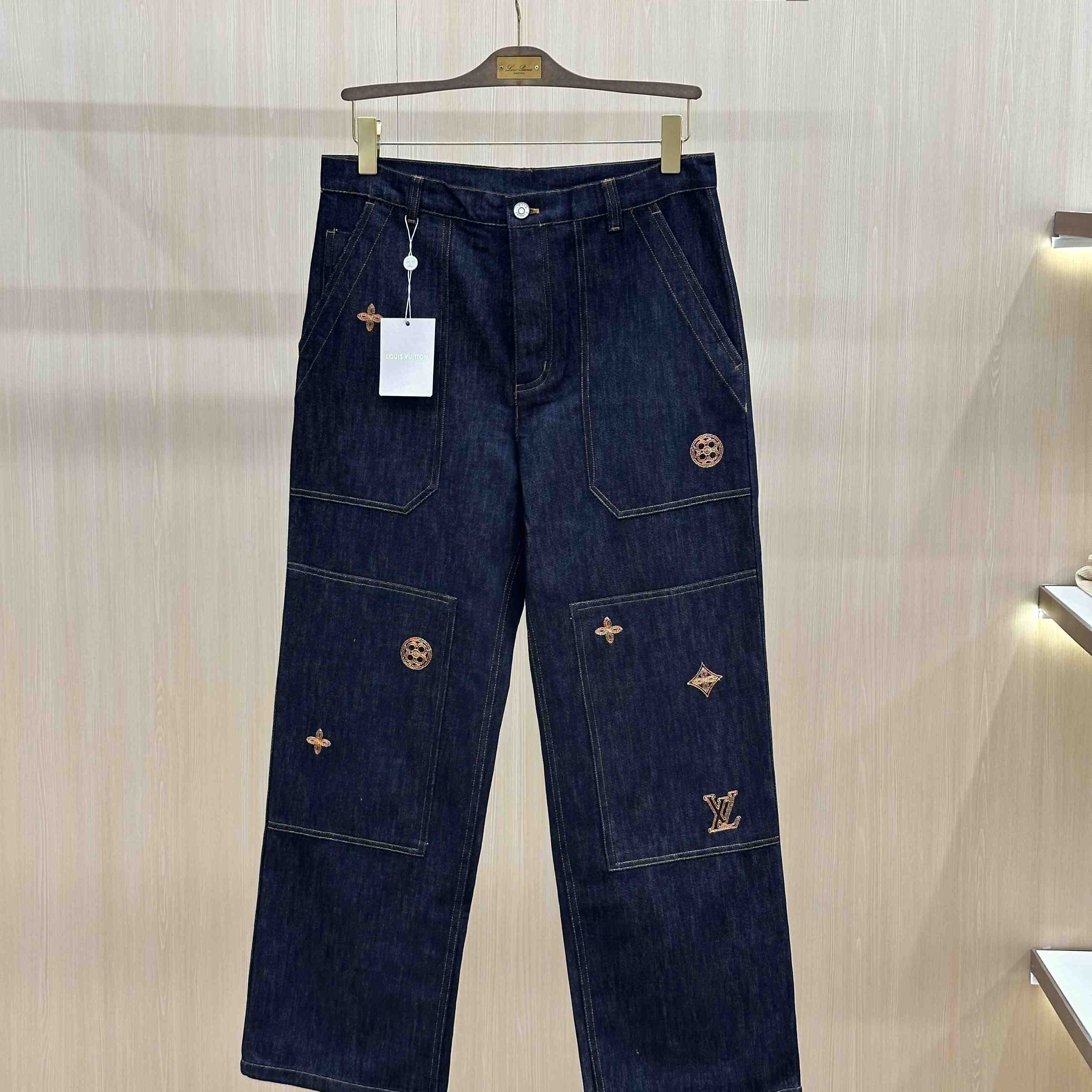 Louis Vuitton Embroidered Signature Denim Pants 1AKLR2 - DesignerGu
