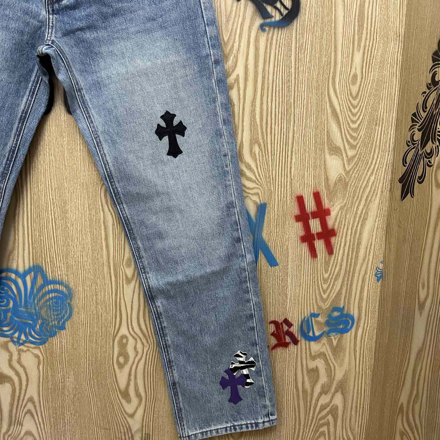 Chrome Hearts  Jeans  - DesignerGu