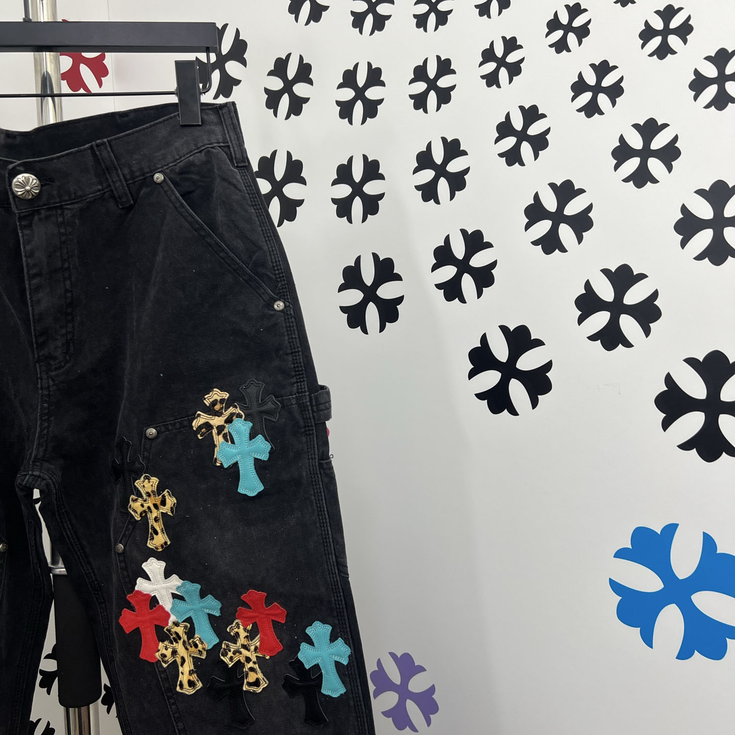 Chrome Hearts Jeans - DesignerGu