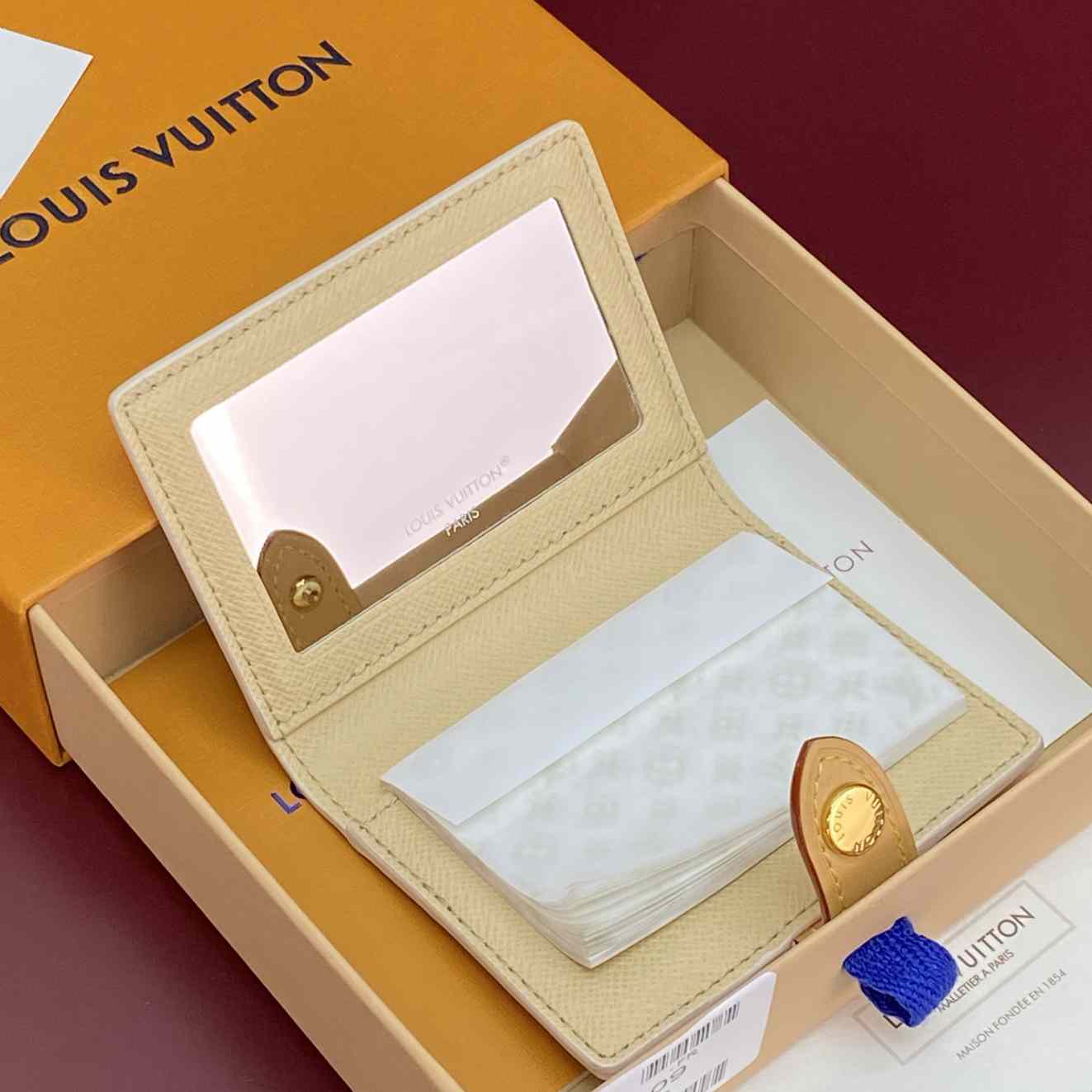 Louis Vuitton Mattifying Paper Case Dune LBC009 - DesignerGu