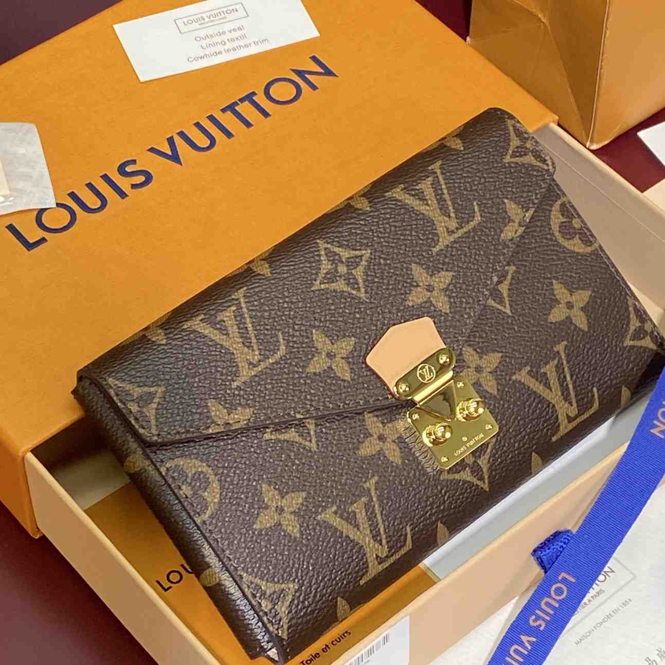 Louis Vuitton Lip And Eye Brush Set LBC001 - DesignerGu