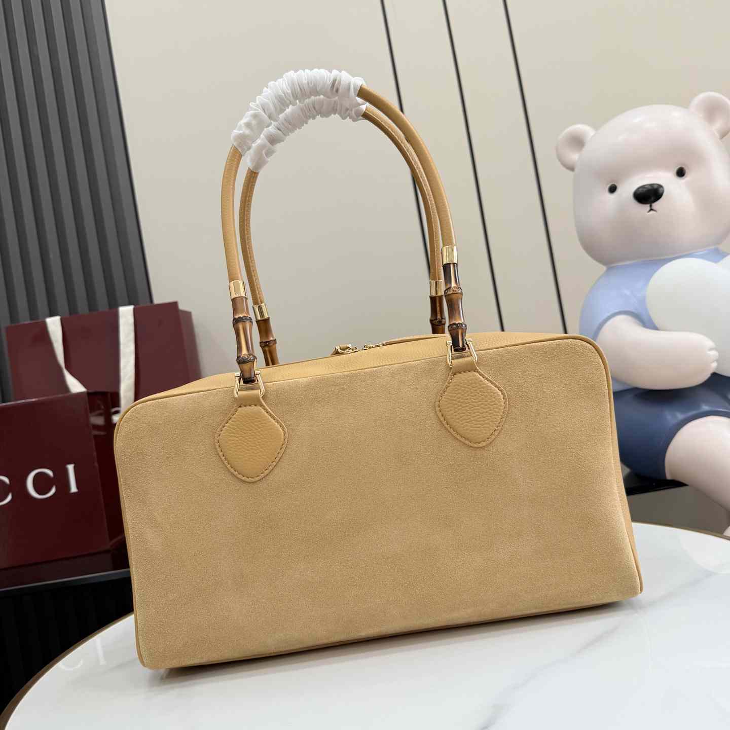 Gucci Large Boston Bag With Bamboo A006OD - DesignerGu