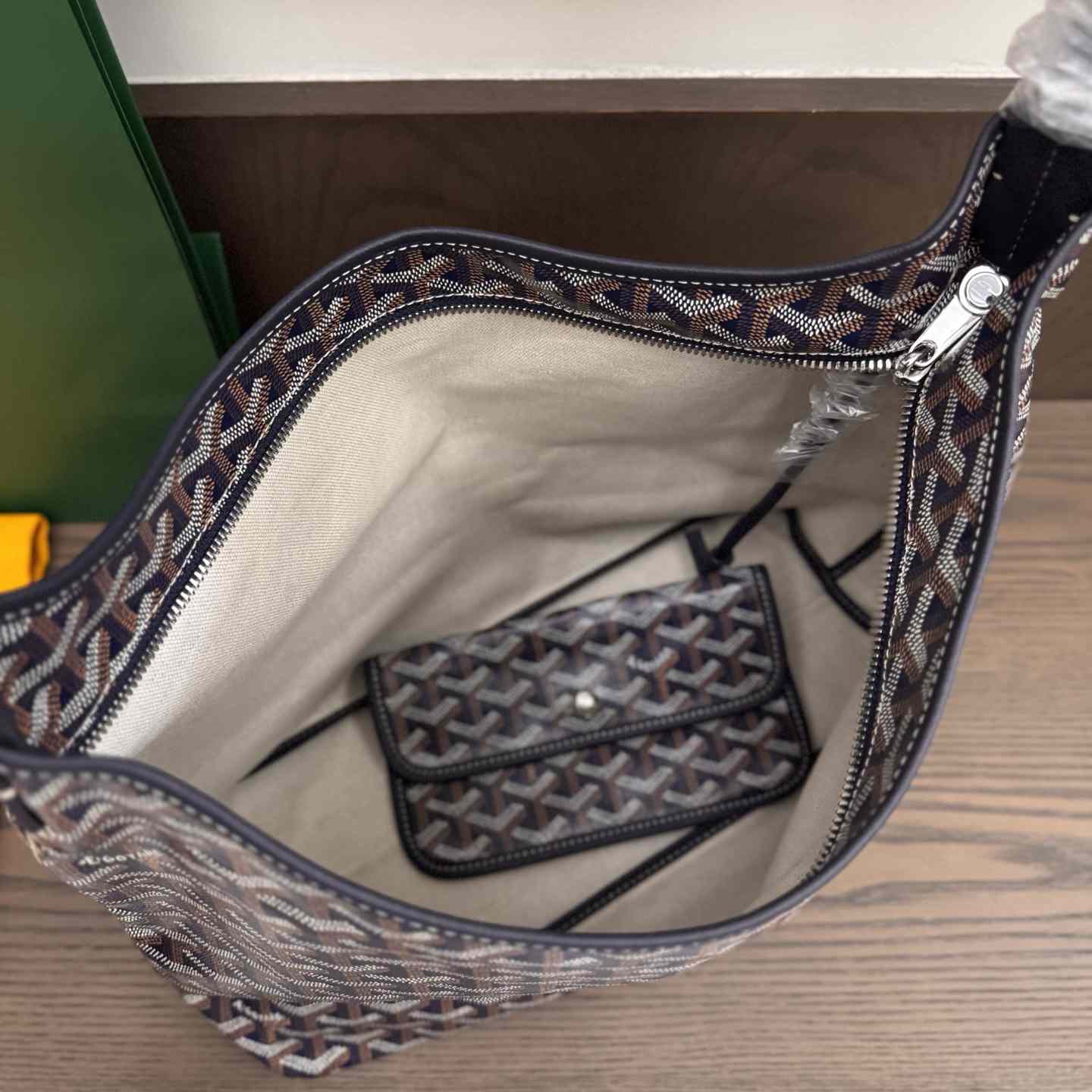Goyard Goyardine Boheme Hobo Bag（Without a box） - DesignerGu