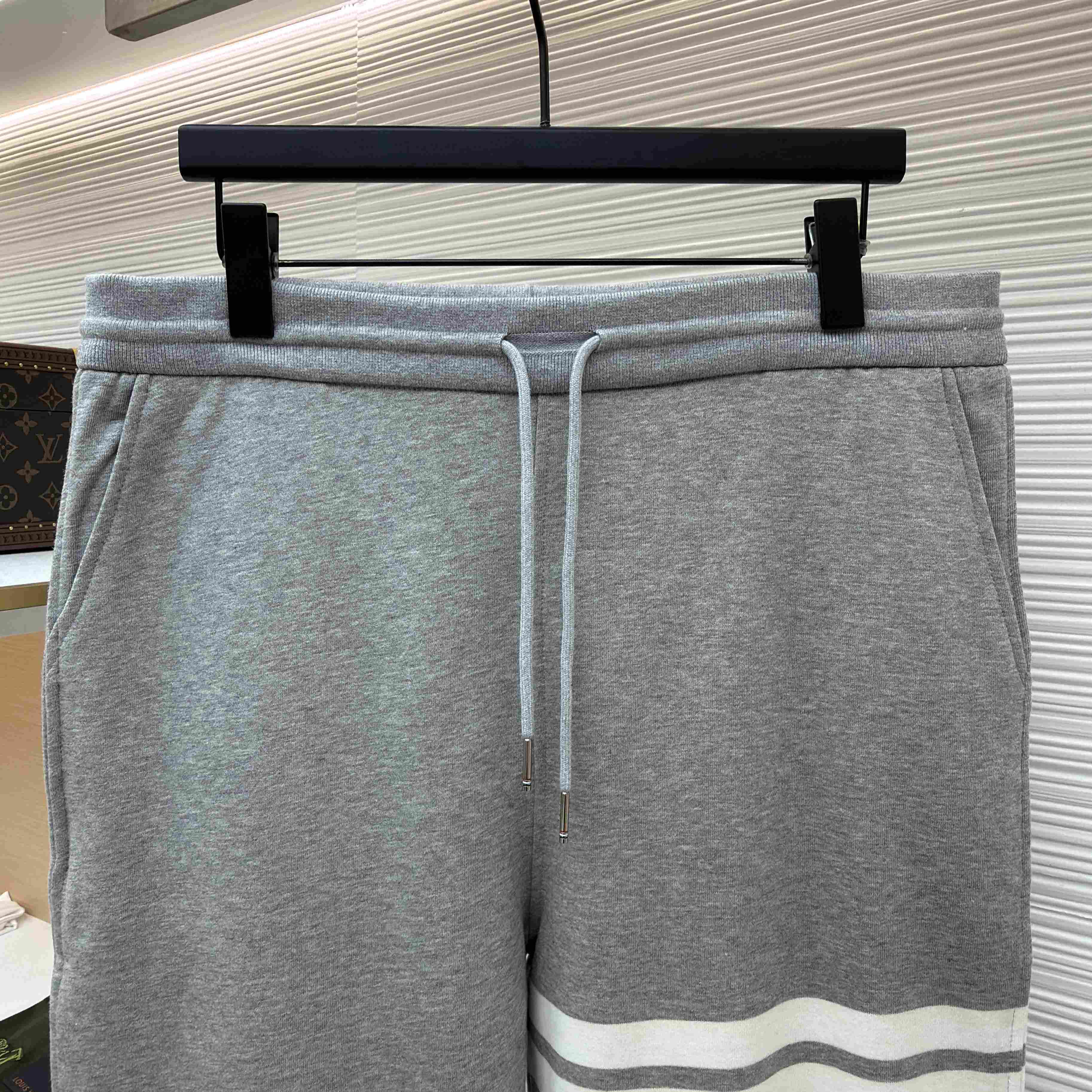 Thom Browne Classic Loopback 4-Bar Sweatpants - DesignerGu