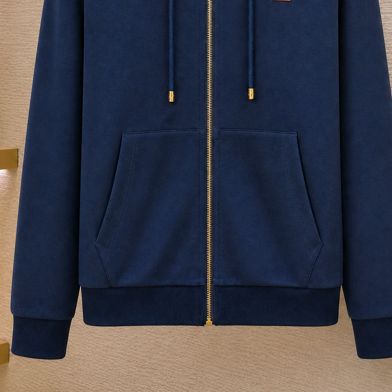Louis Vuitton LV Signature Zipped Hoodie 1AK7KF - DesignerGu