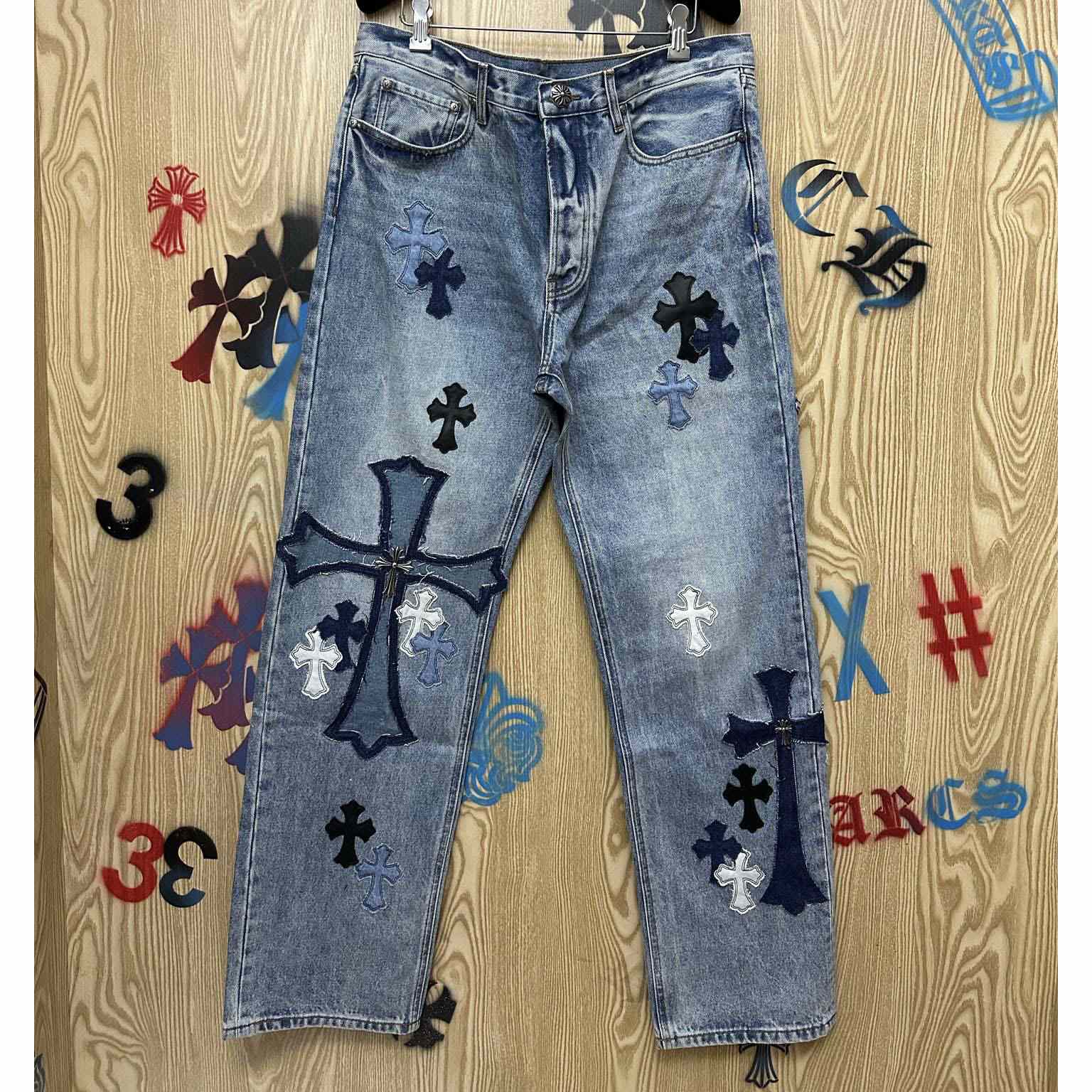Chrome Hearts  Jeans  - DesignerGu