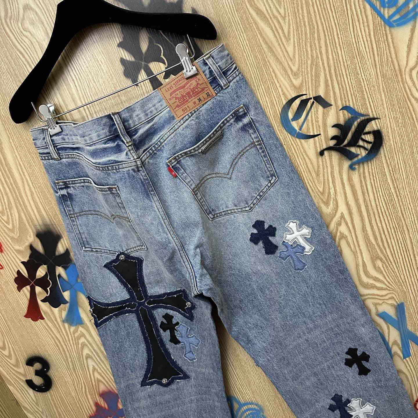 Chrome Hearts  Jeans  - DesignerGu