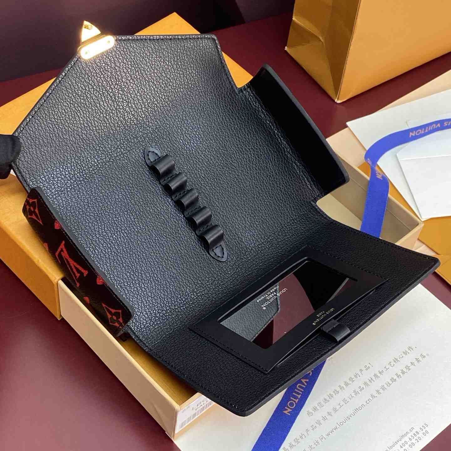 Louis Vuitton Lip & Eye Brush Set Infrarouge LBC011 - DesignerGu