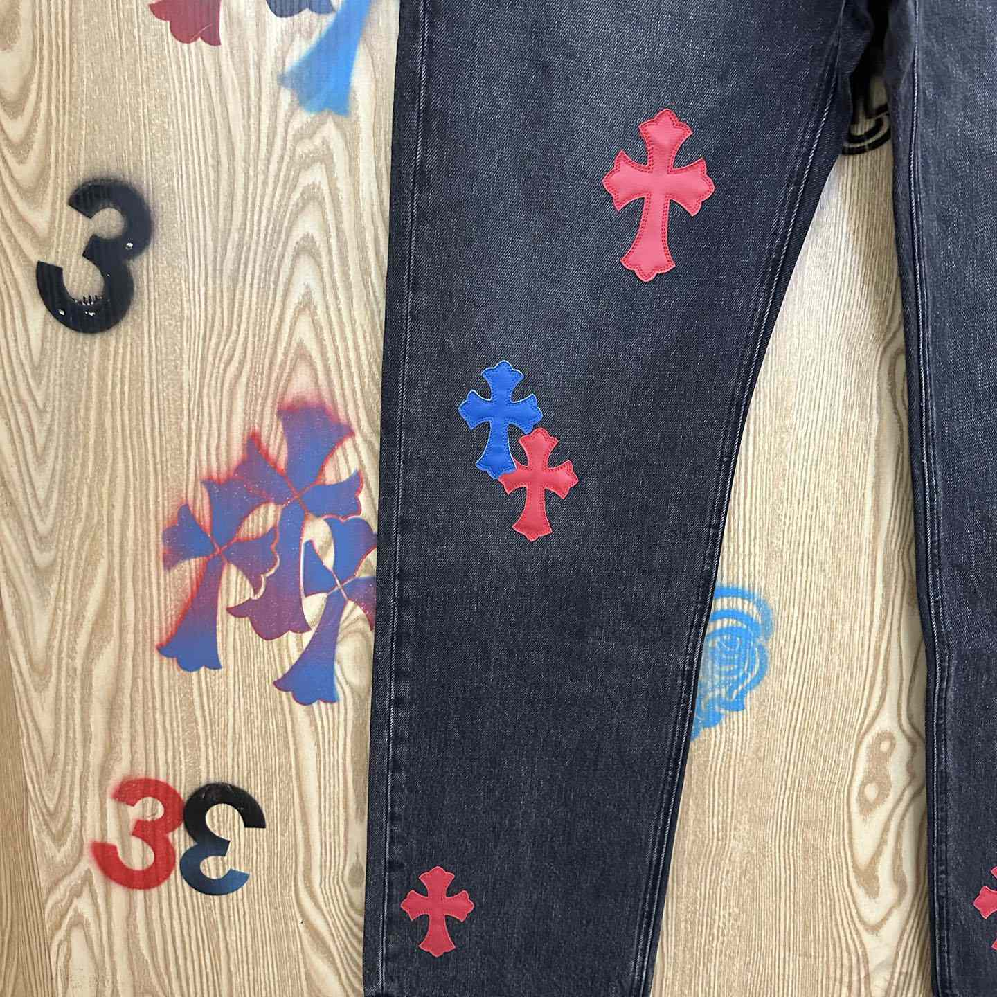 Chrome Hearts  Jeans  - DesignerGu