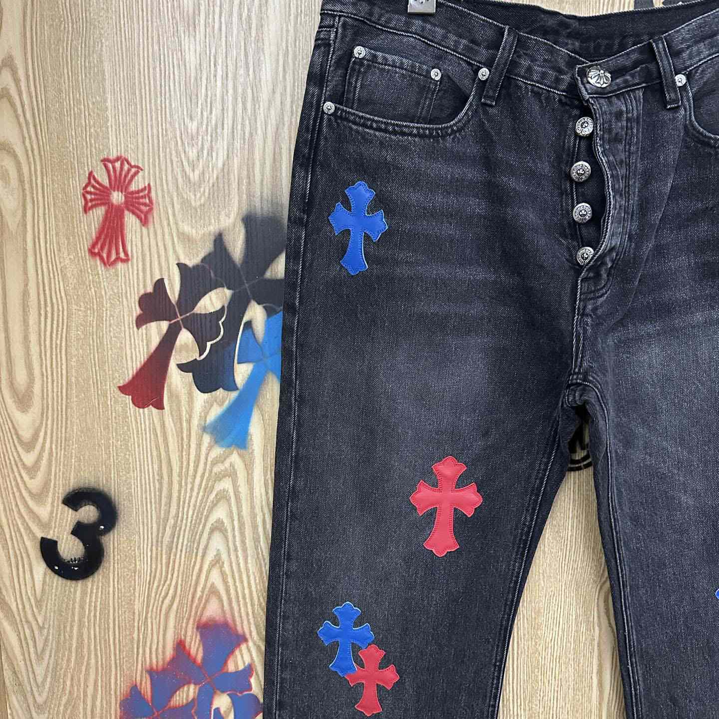 Chrome Hearts  Jeans  - DesignerGu