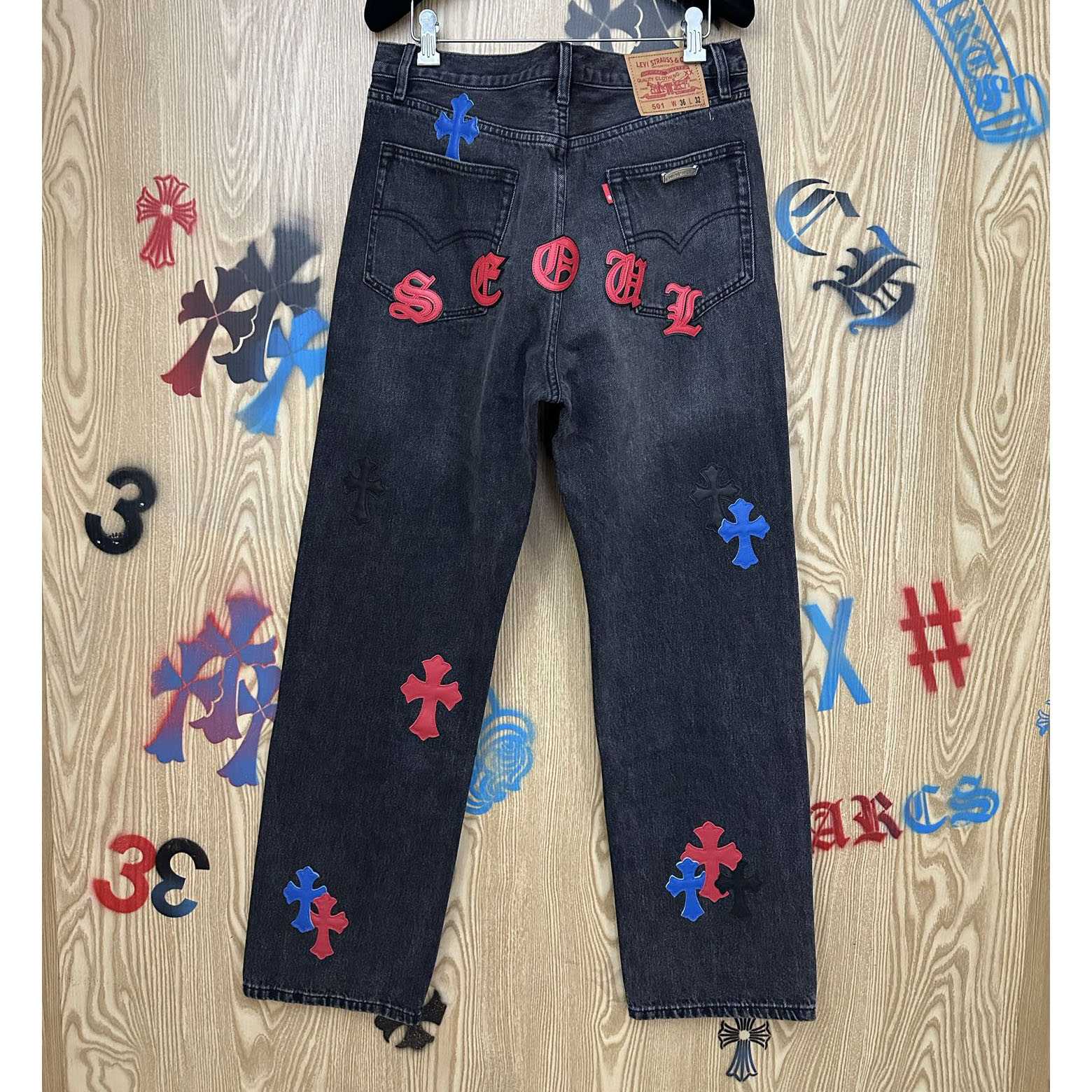 Chrome Hearts  Jeans  - DesignerGu