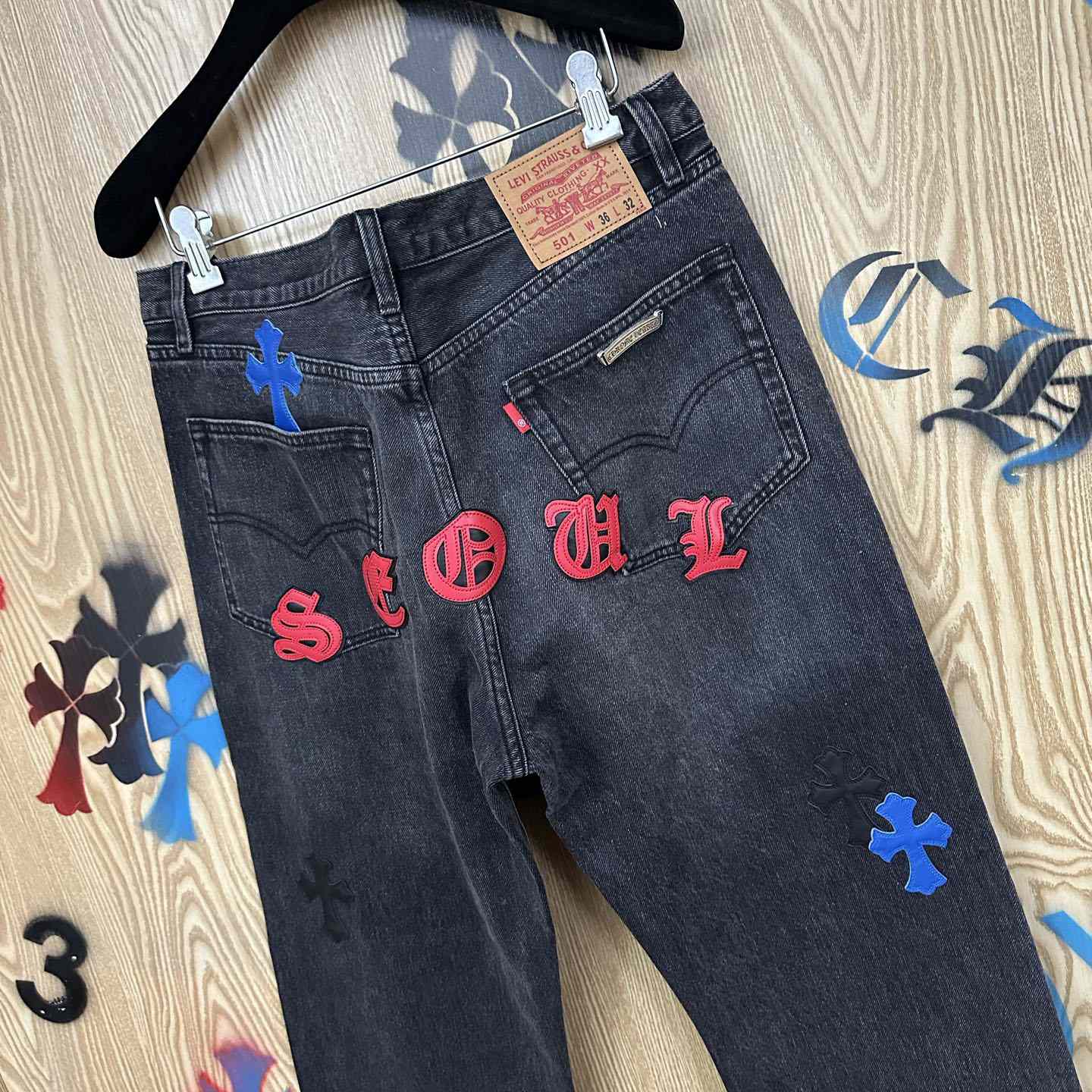 Chrome Hearts  Jeans  - DesignerGu