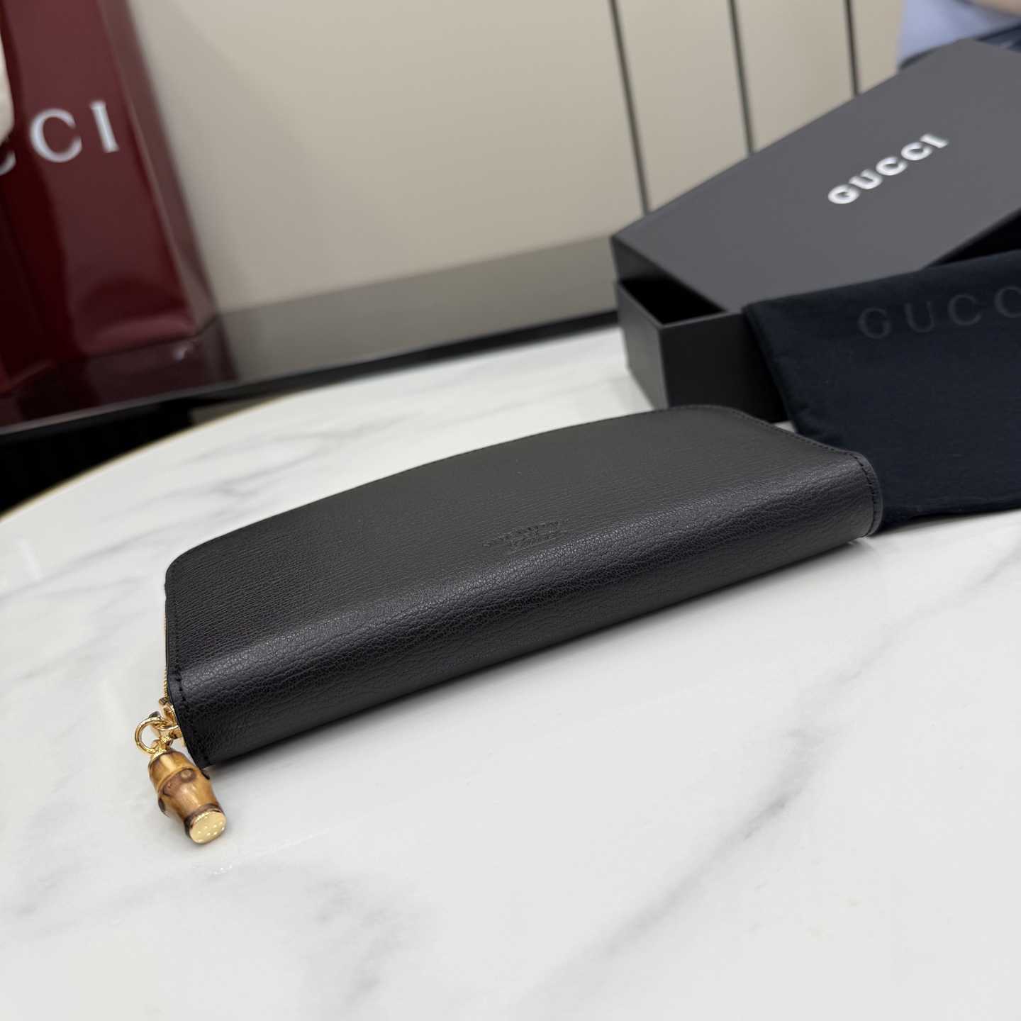 Gucci Zip Around Wallet With Bamboo 876472 - DesignerGu
