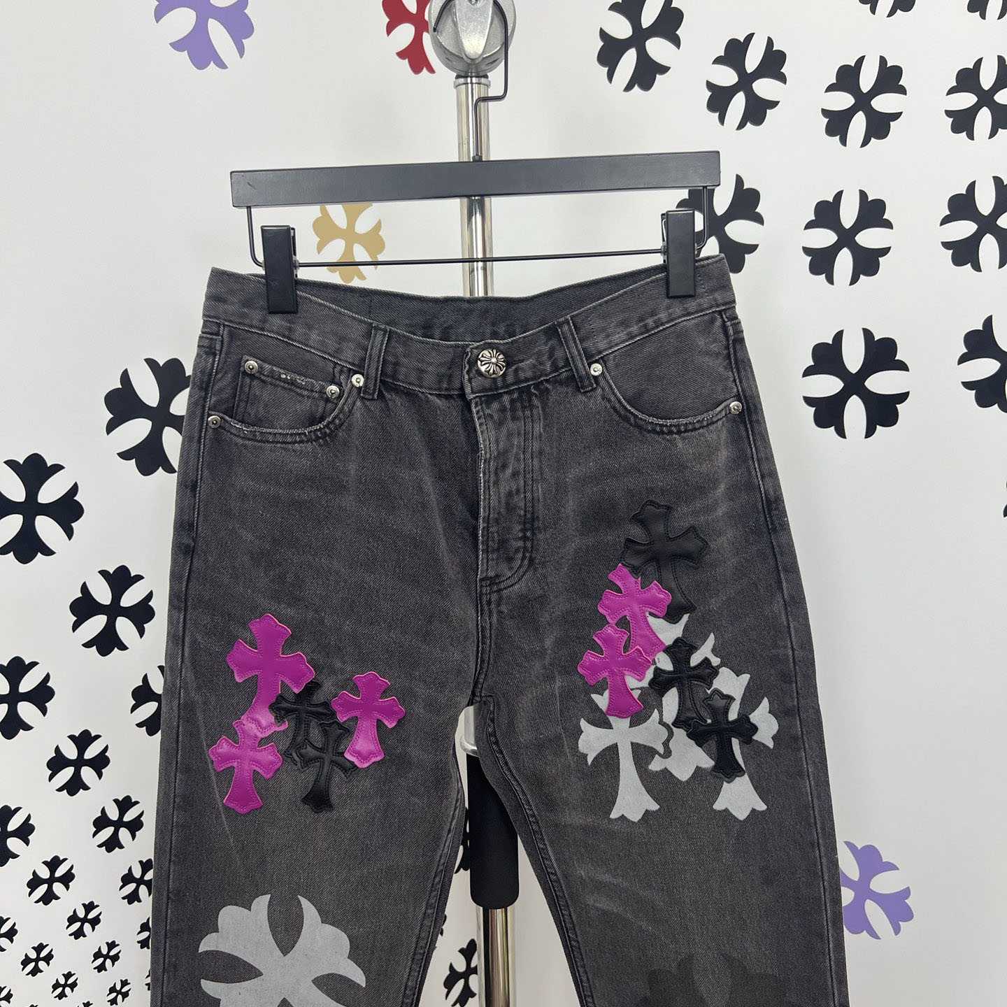 Chrome Hearts  Jeans  - DesignerGu