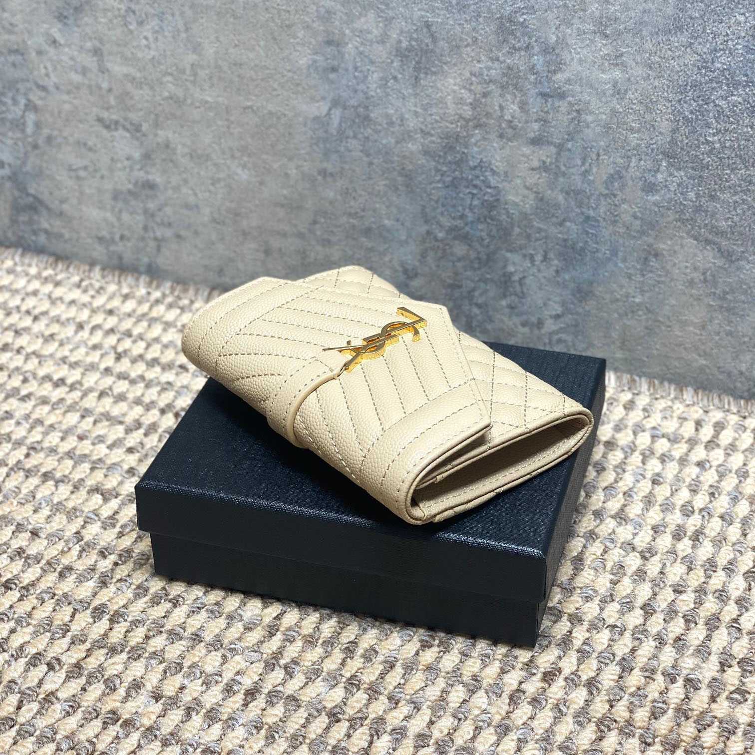 Saint Laurent Small Envelope Wallet - DesignerGu