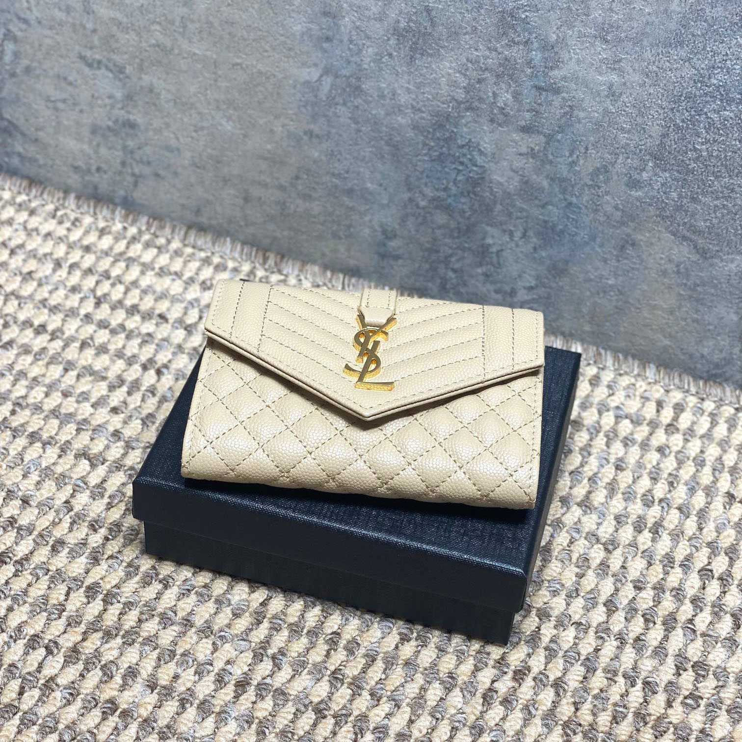 Saint Laurent Small Envelope Wallet - DesignerGu