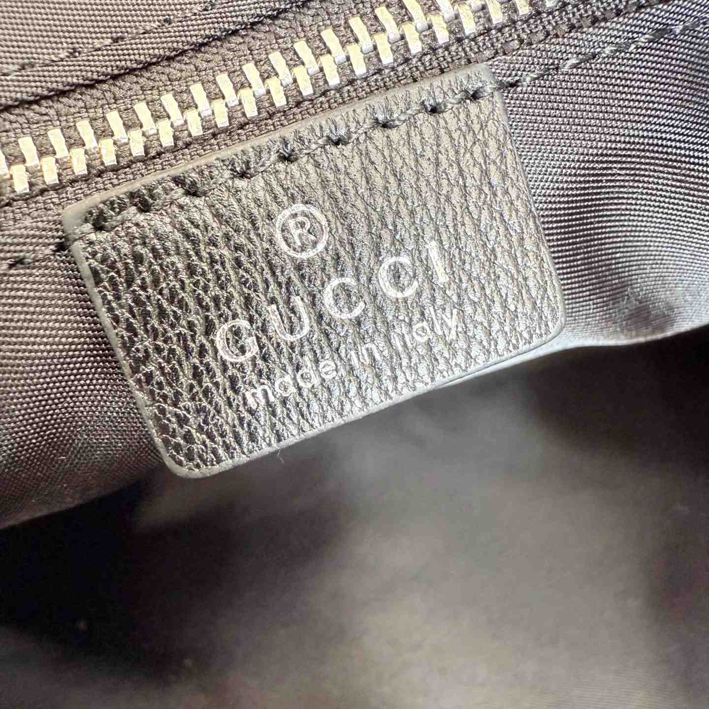 Gucci GG Small Duffle Bag A00DGZ - DesignerGu