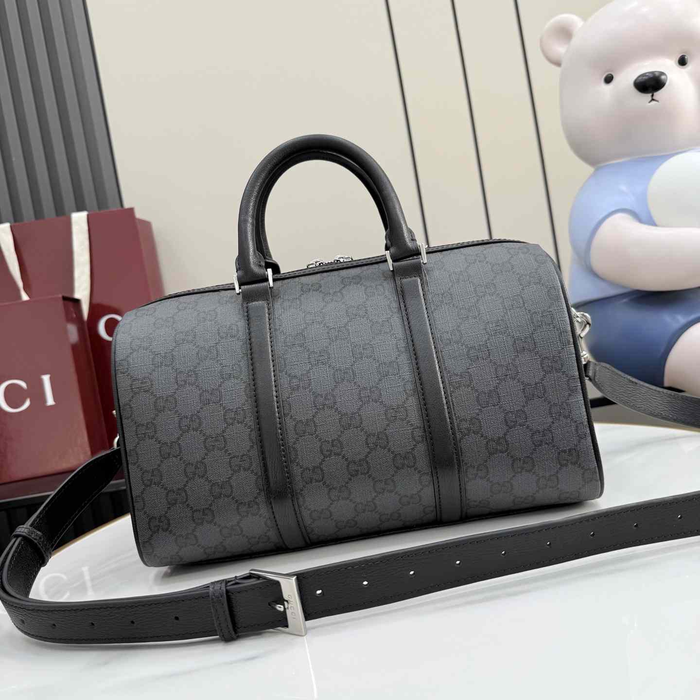 Gucci GG Small Duffle Bag A00DGZ - DesignerGu