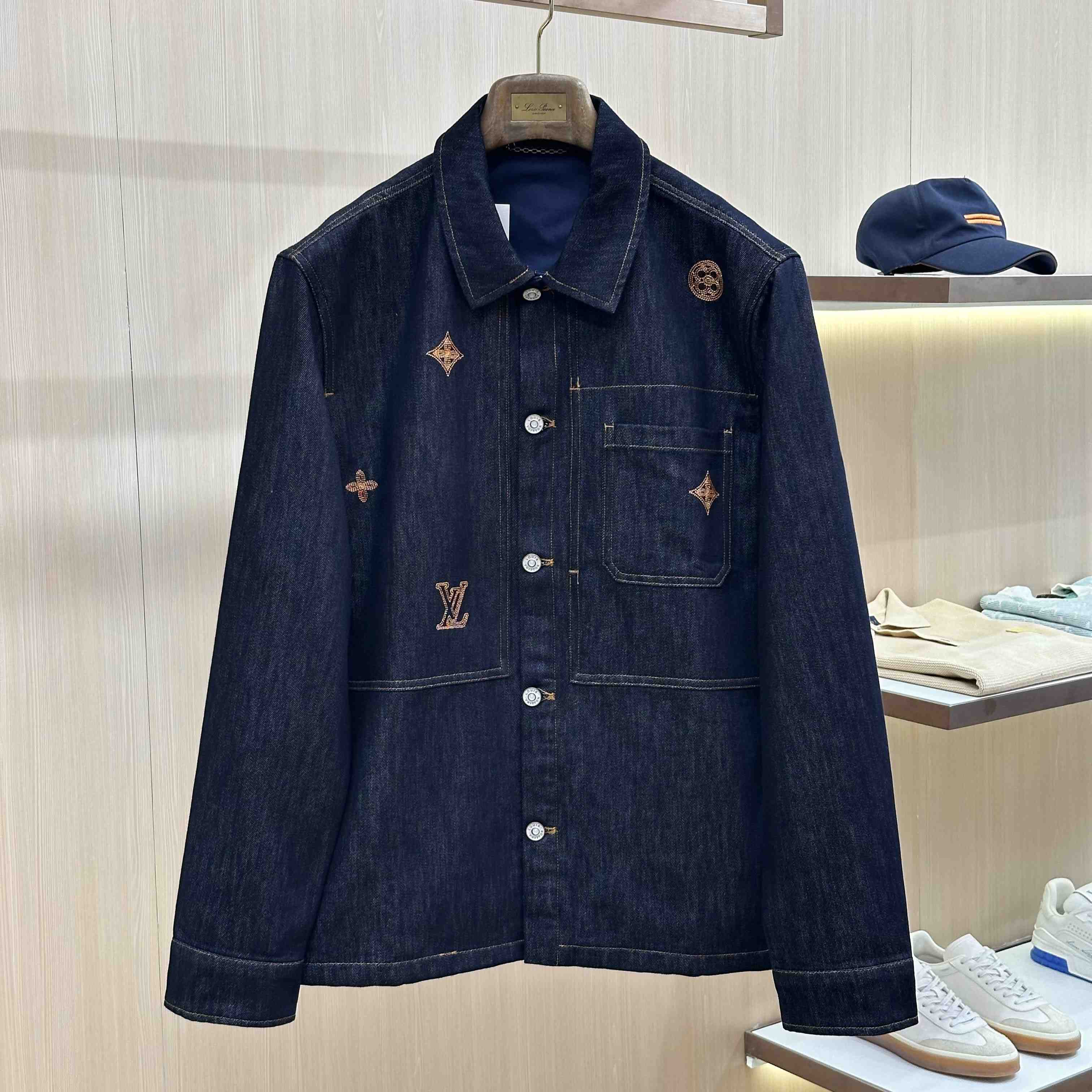 Louis Vuitton Embroidered Signature Denim Overshirt 1AKM0F - DesignerGu