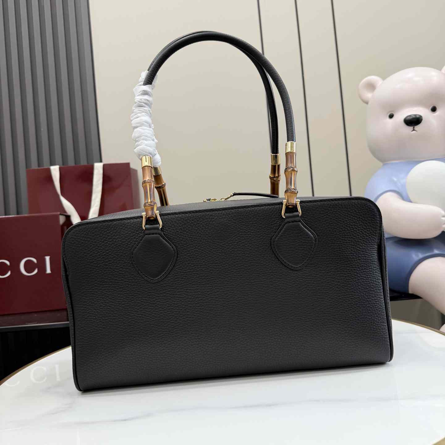 Gucci Large Boston Bag With Bamboo A006OD - DesignerGu