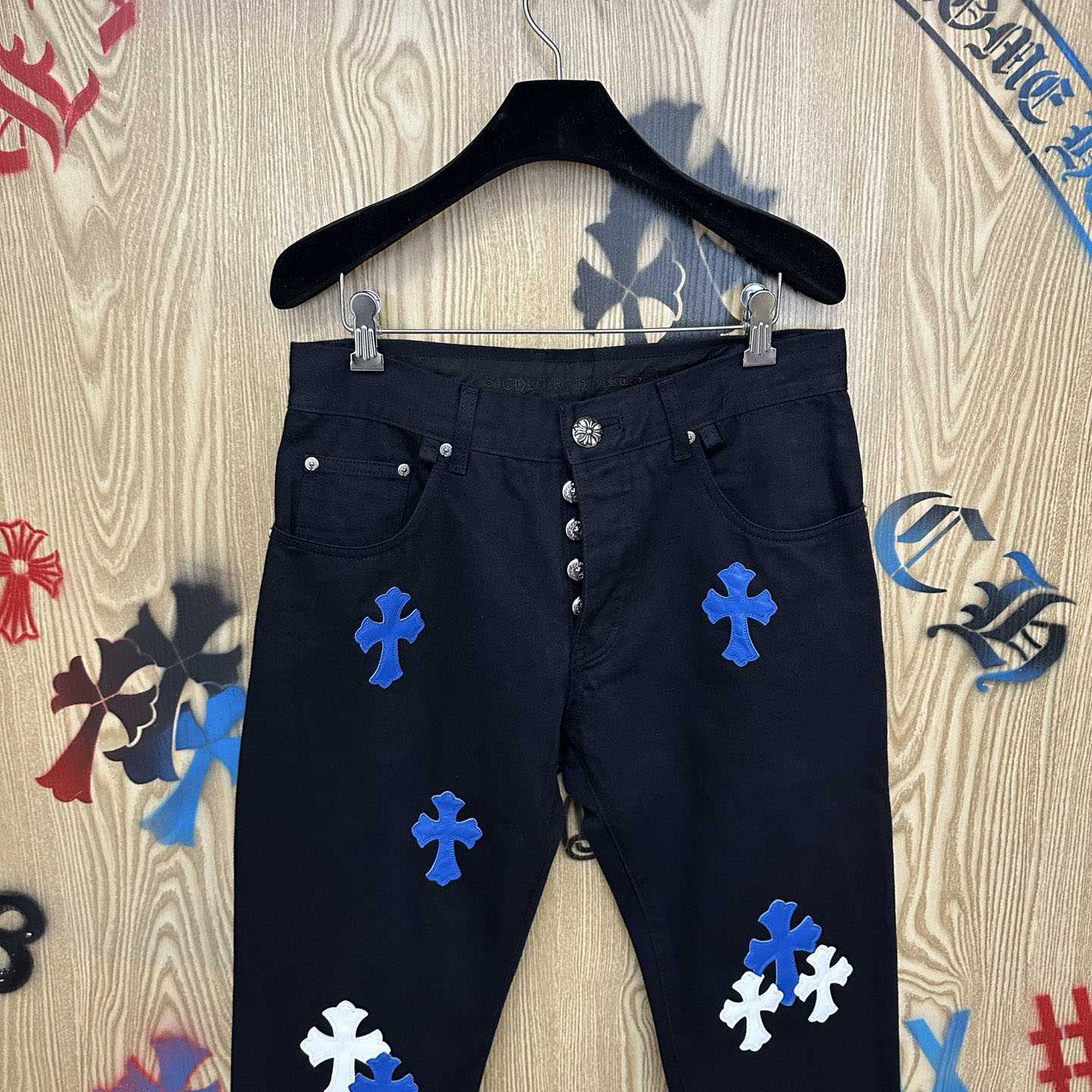 Chrome Hearts  Jeans  - DesignerGu