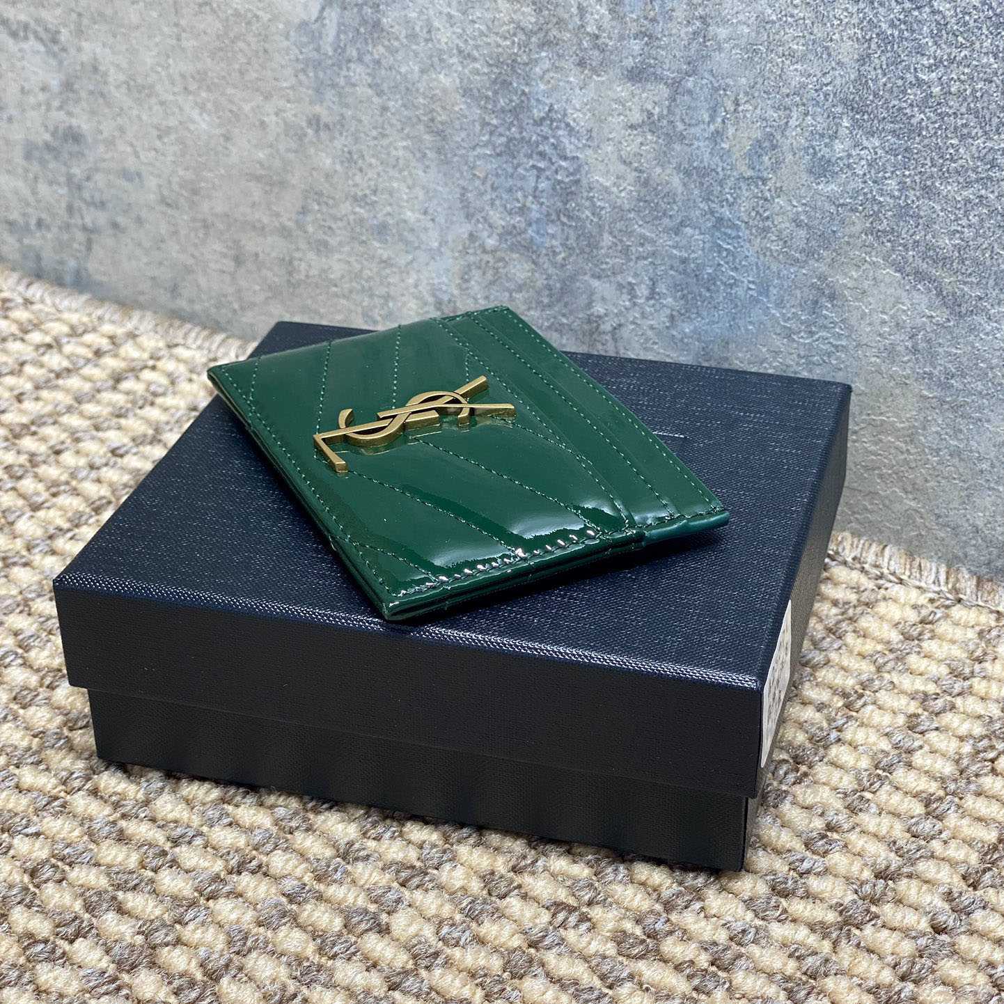 Saint Laurent Cassandre Card Case In Patent Leather - DesignerGu