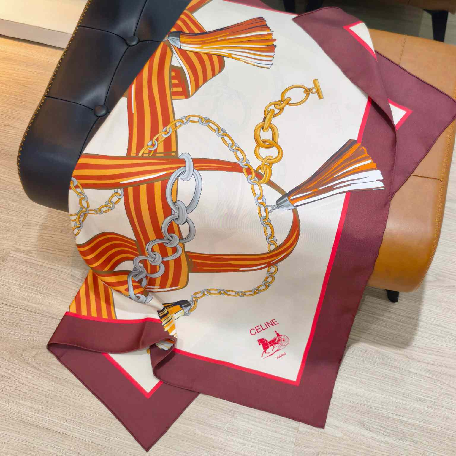 Celine  6 Juillet Foulard, 90 - DesignerGu