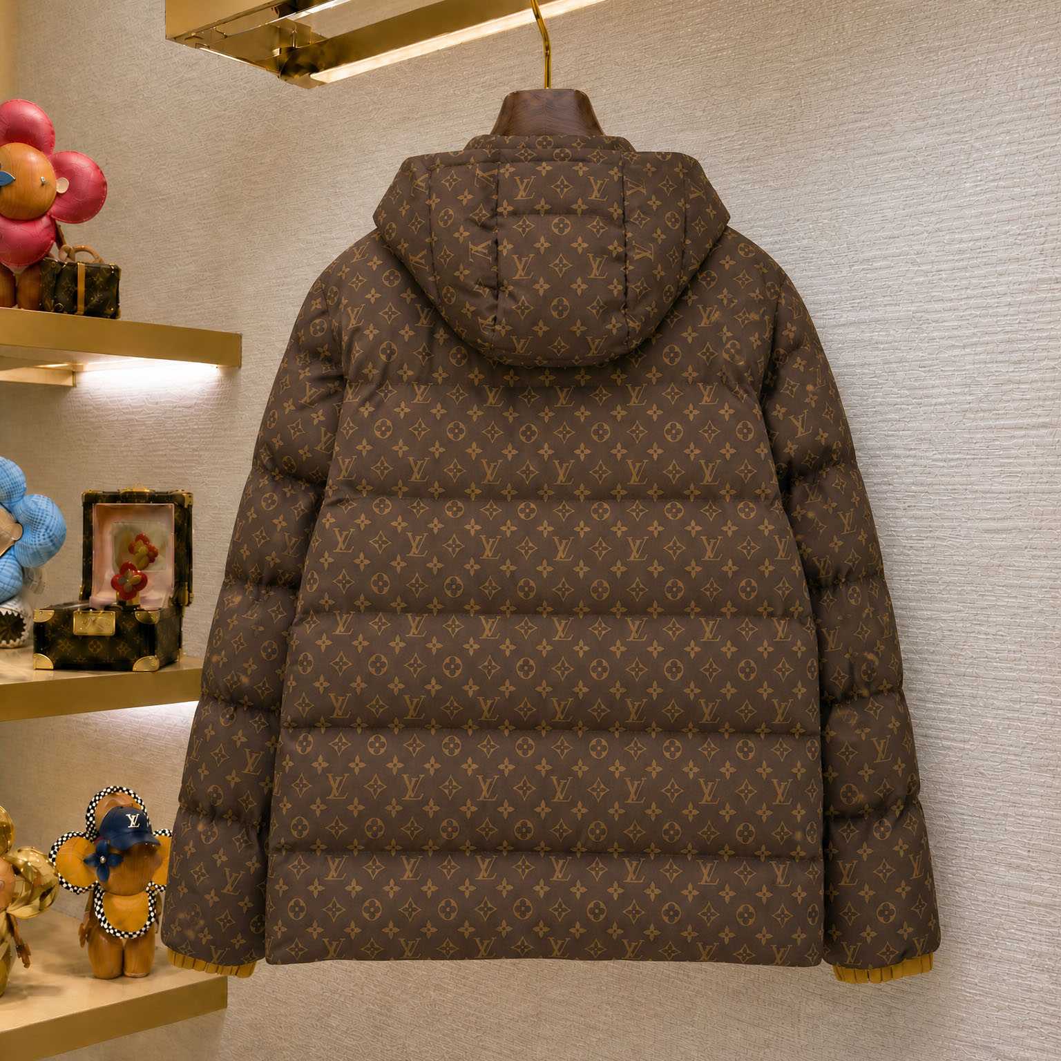Louis Vuitton Silk Tech Puffer Parka 1AKO8W - DesignerGu
