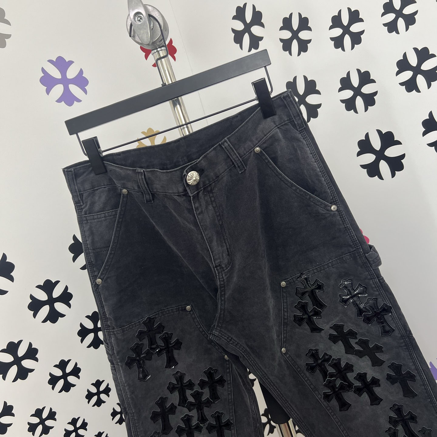 Chrome Hearts Jeans - DesignerGu