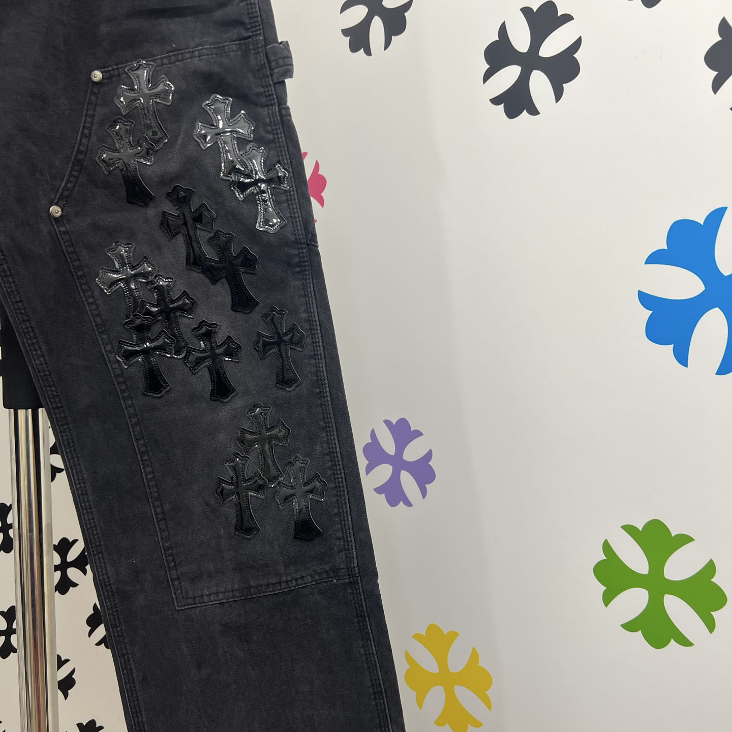 Chrome Hearts Jeans - DesignerGu
