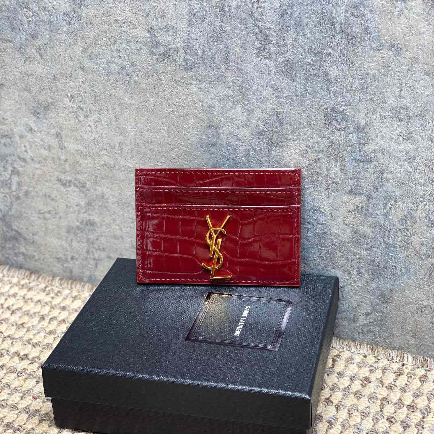 Saint Laurent Cassandre Card Case In Crocodile-Embossed Shiny Leather - DesignerGu