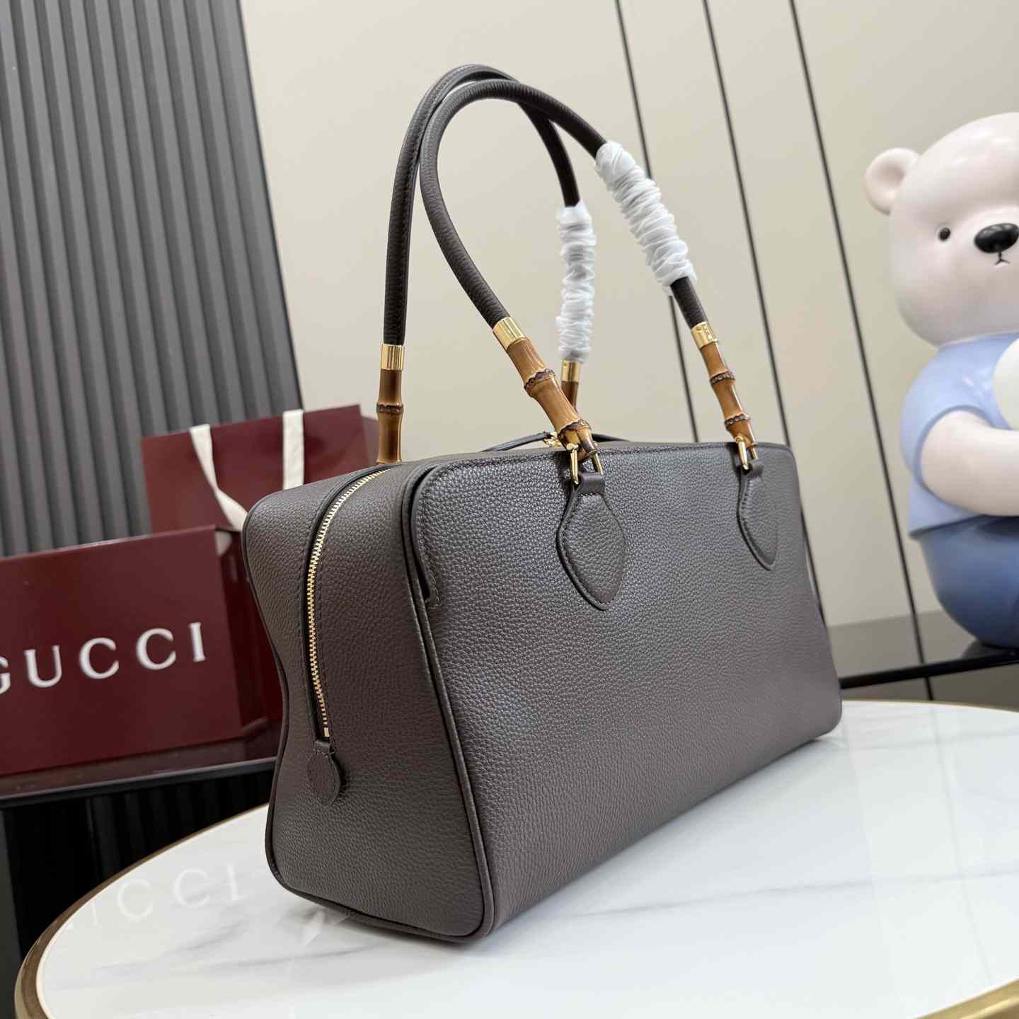 Gucci Large Boston Bag With Bamboo A006OD - DesignerGu