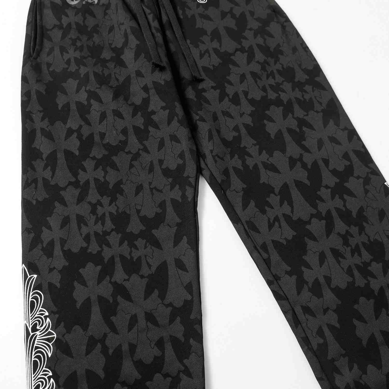 Chrome Hearts Monogram Cross Horseshoe Sweatpants - DesignerGu