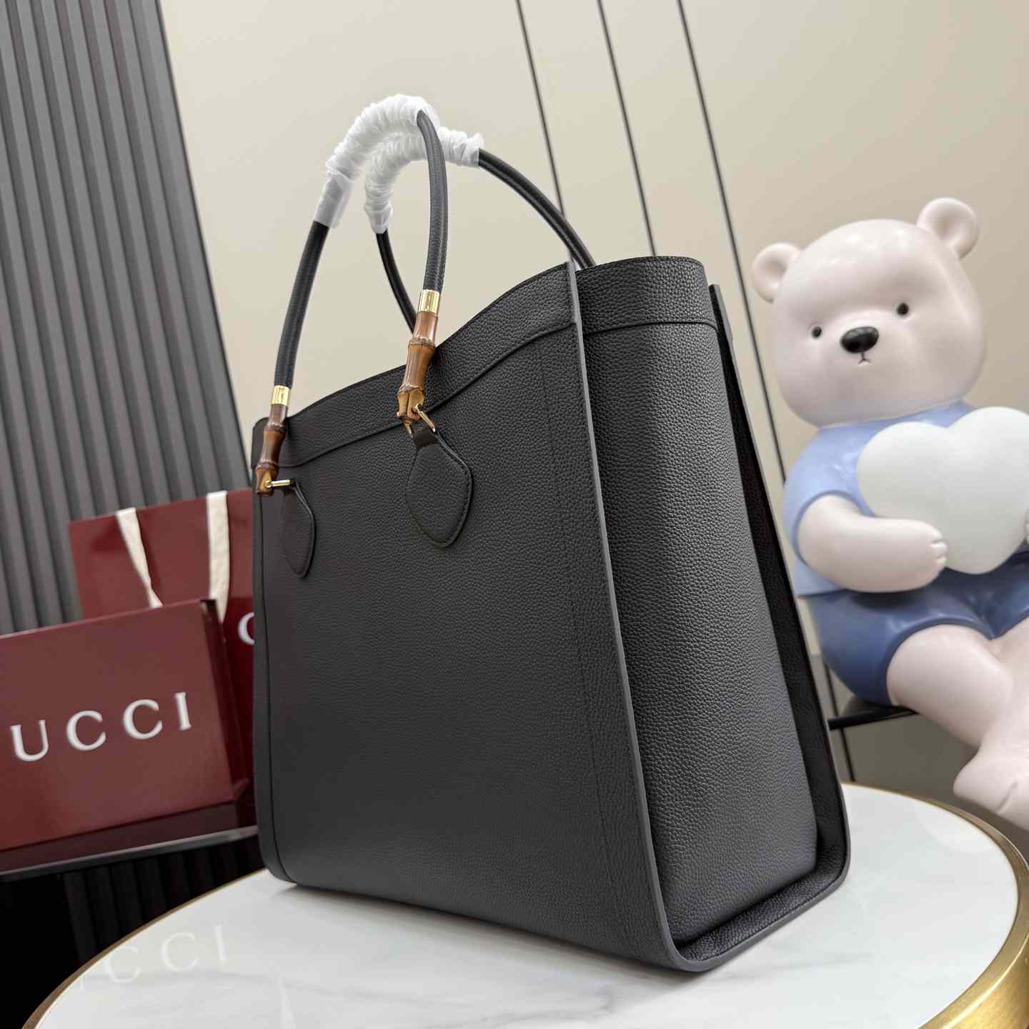 Gucci Bamboo Tote Large Bag A0022V - DesignerGu