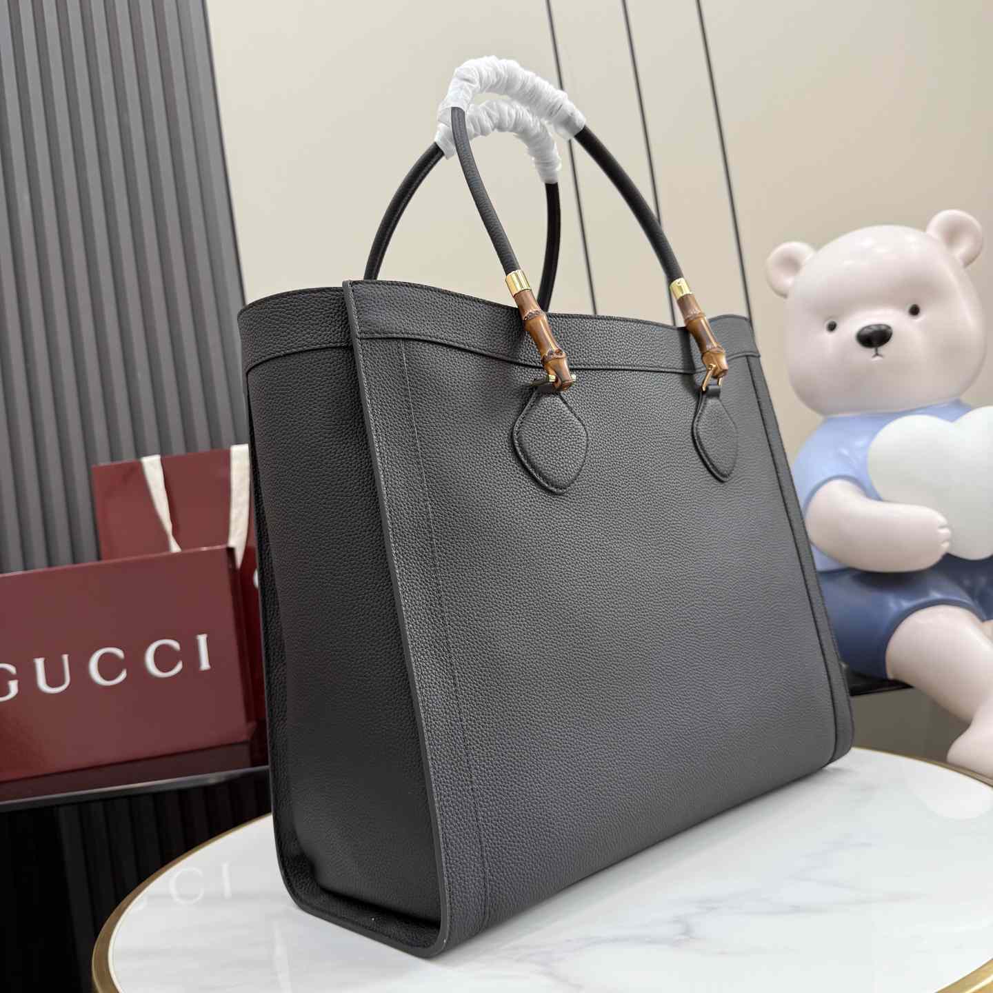 Gucci Bamboo Tote Large Bag A0022V - DesignerGu