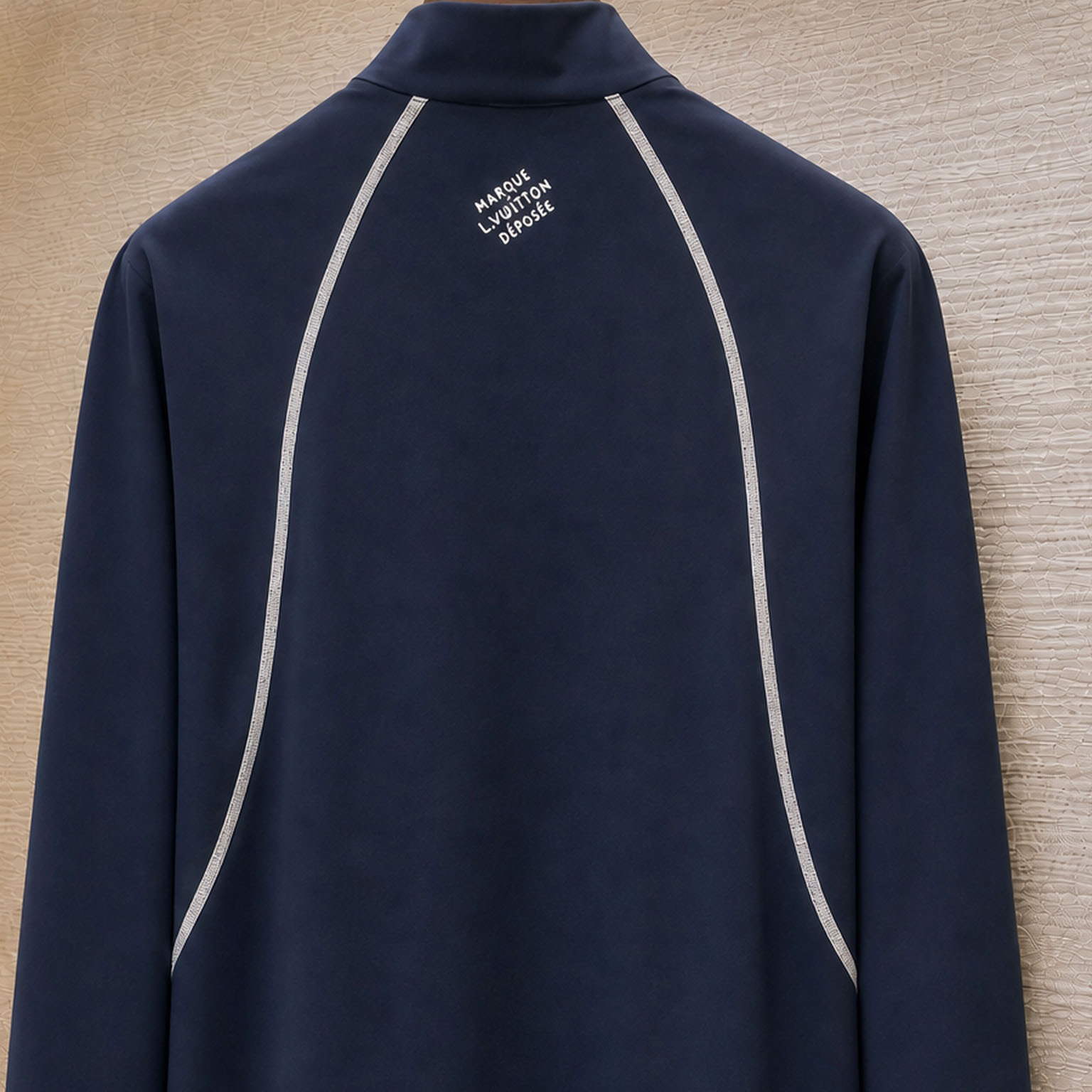 Louis Vuitton Long-Sleeved Technical T-Shirt With Reflective Details - DesignerGu